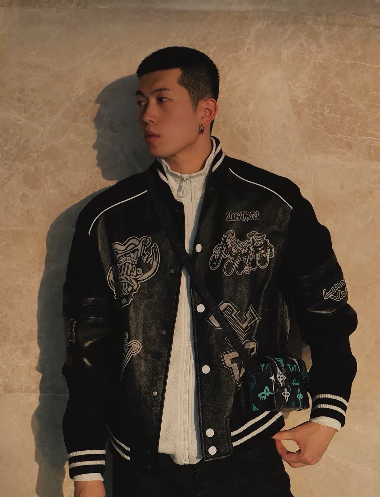 Louis Vuitton Louis Vuitton Patchwork Leather Varsity Jacket 54 Size US L / EU 52-54 / 3 - 6 Thumbnail