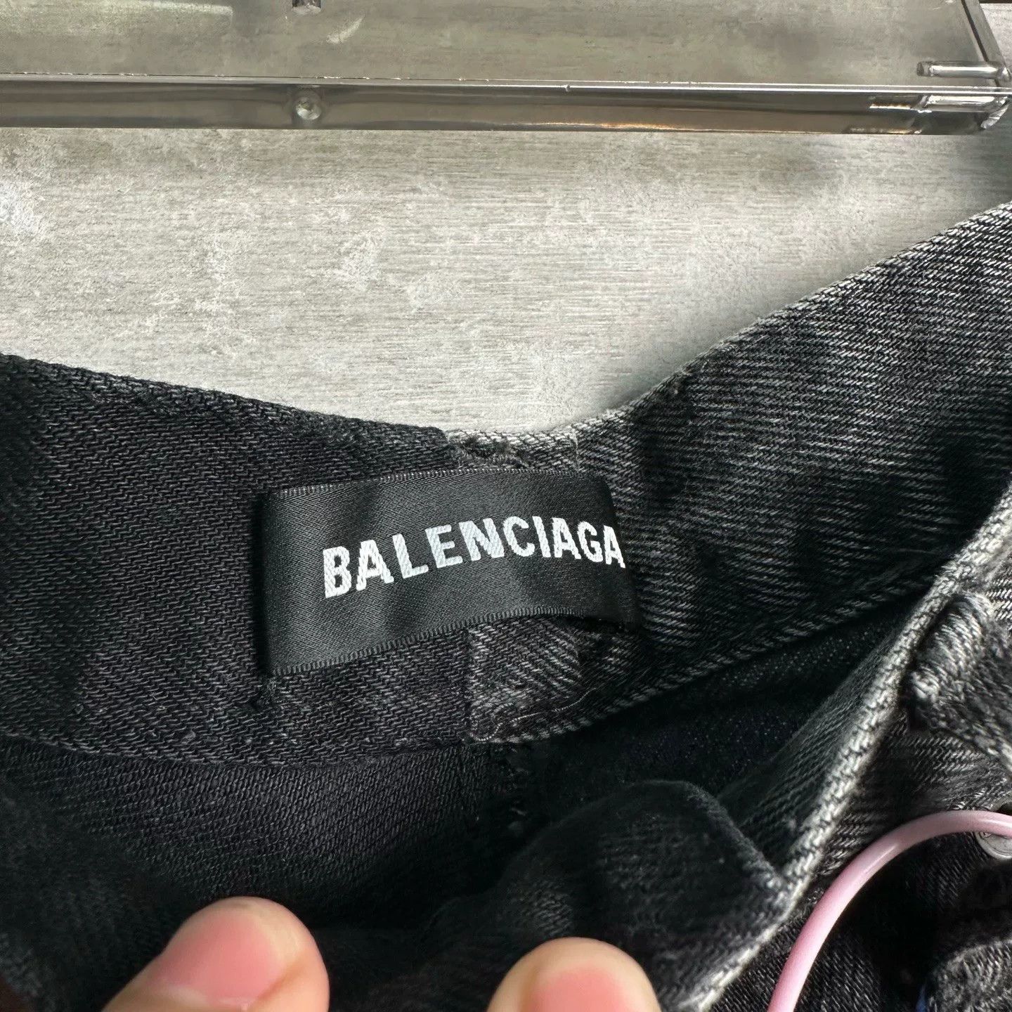 Balenciaga Balenciaga Bicolor Paneled Denim Shorts 30 Size US 30 / EU 46 - 3 Thumbnail