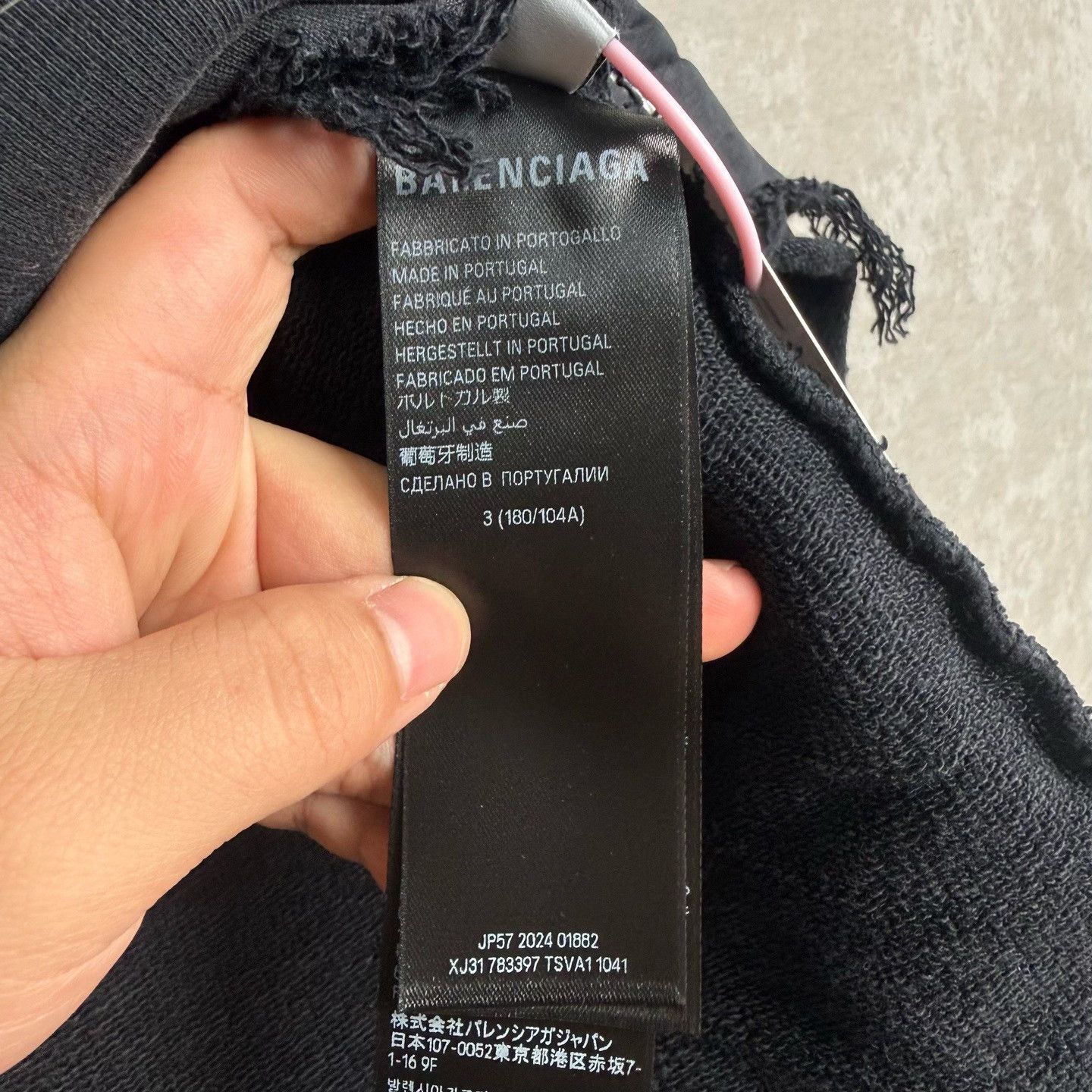 Balenciaga Balenciaga Distressed Logo Hoodie Size 3 Size US L / EU 52-54 / 3 - 4 Thumbnail
