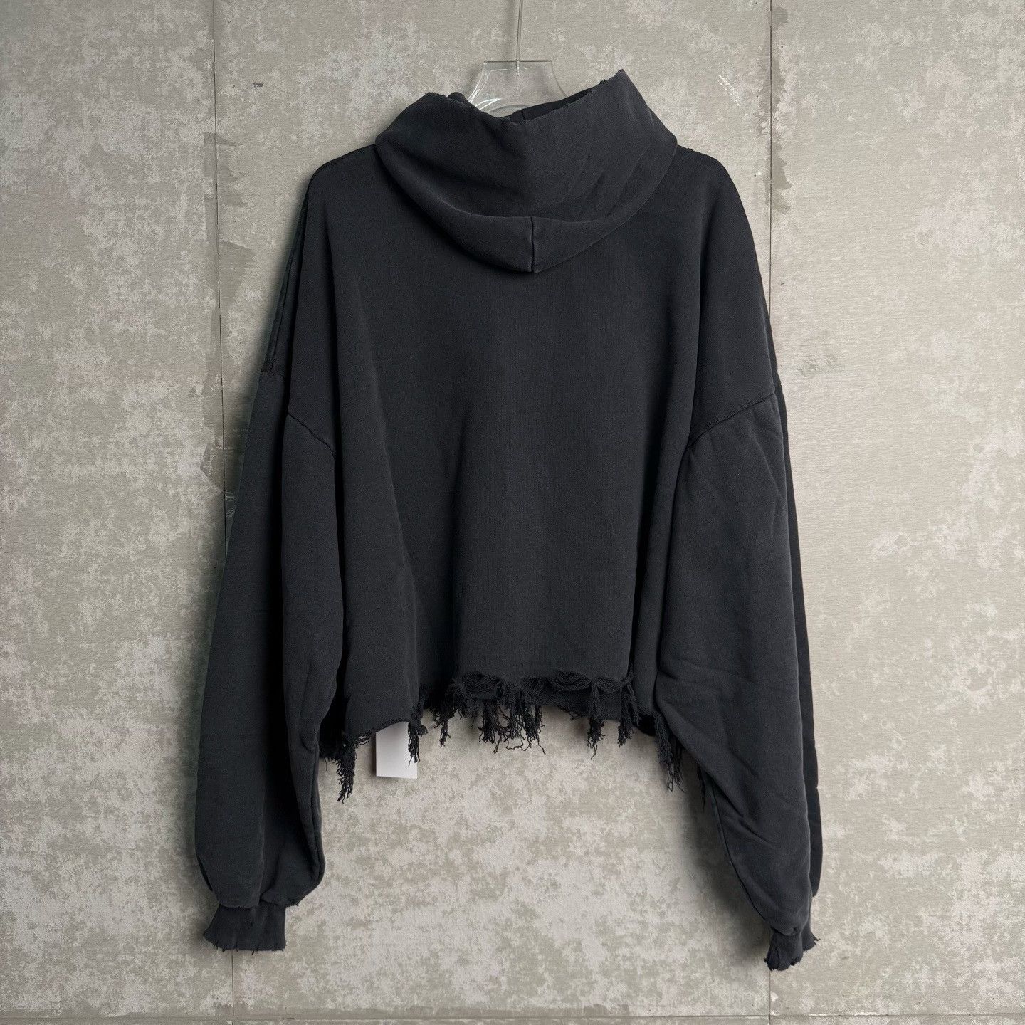 Balenciaga Balenciaga Distressed Logo Hoodie Size 3 Size US L / EU 52-54 / 3 - 5 Thumbnail