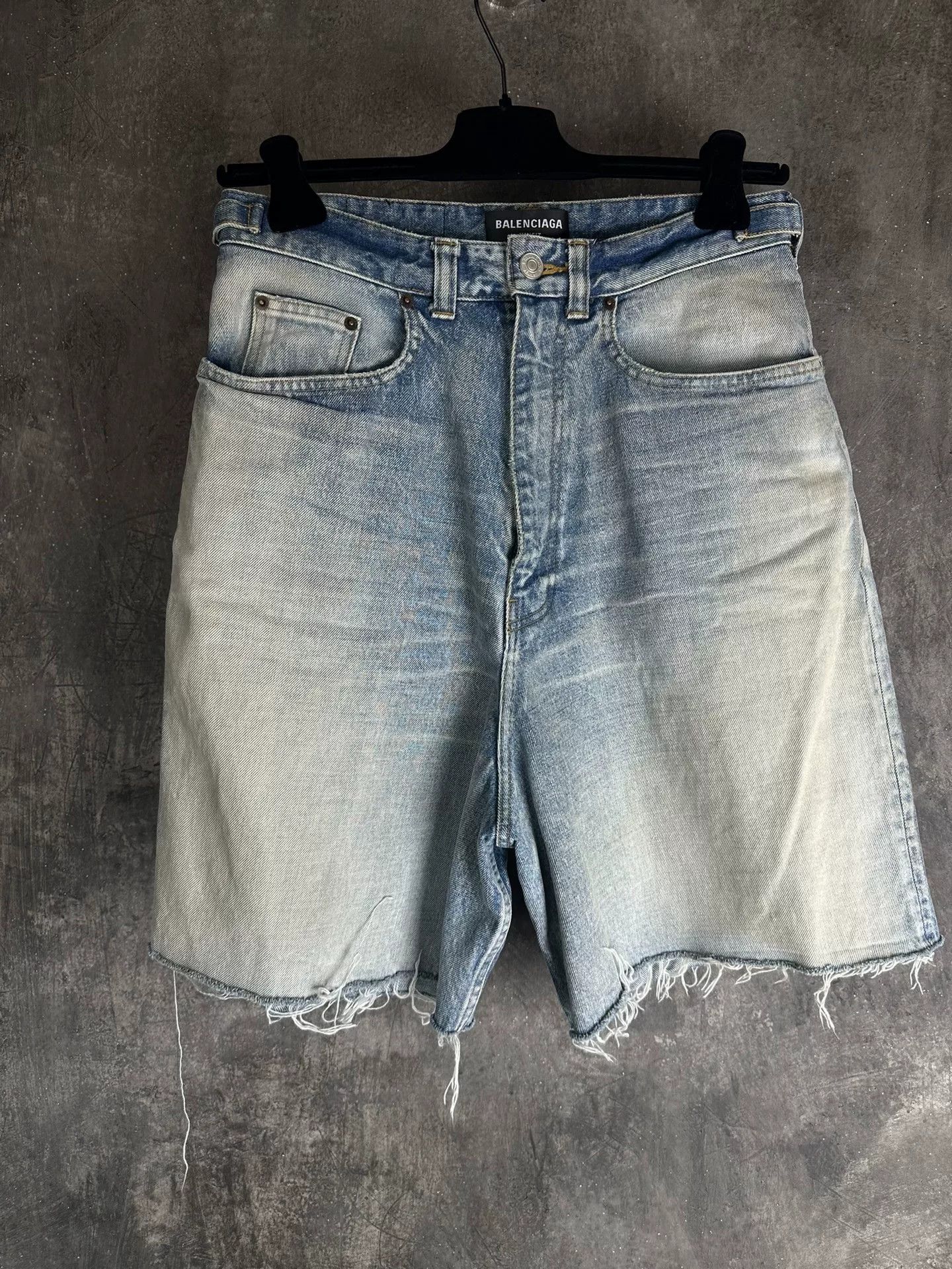 Balenciaga Balenciaga Distressed Denim Shorts XS Size US 28 / EU 44 - 2 Thumbnail