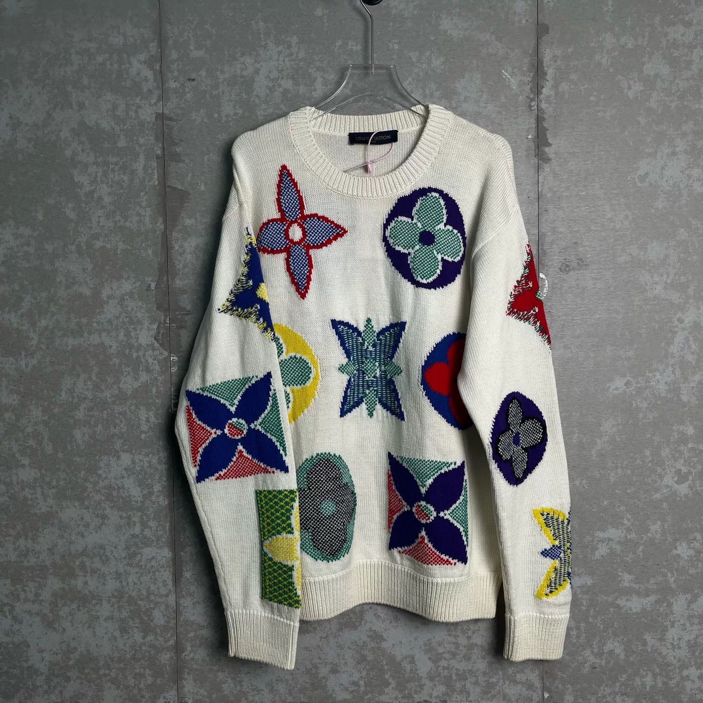 Louis Vuitton Louis Vuitton Monogram Graphic Knit Sweater XL Size US XL / EU 56 / 4 - 2 Thumbnail