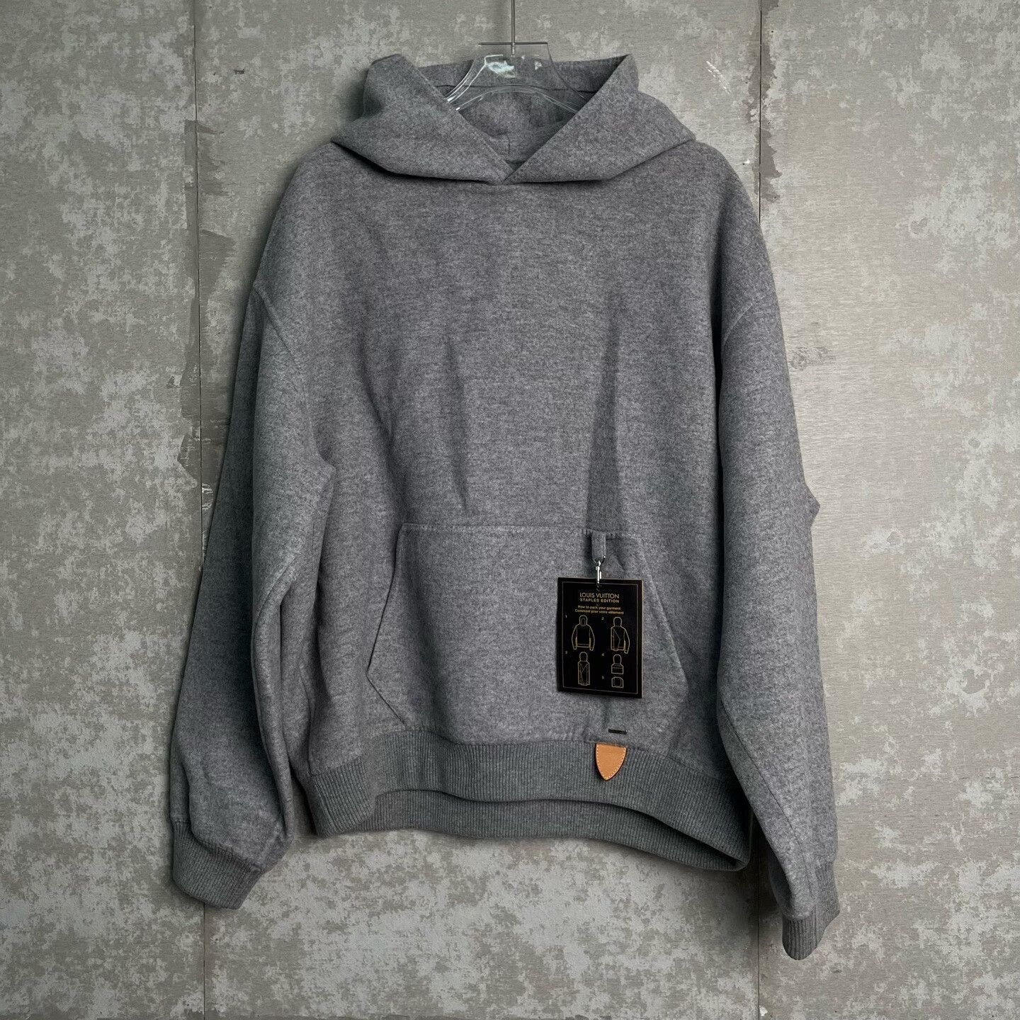 Louis Vuitton Louis Vuitton Cashmere Leather Patch Hoodie L Size US L / EU 52-54 / 3 - 2 Thumbnail