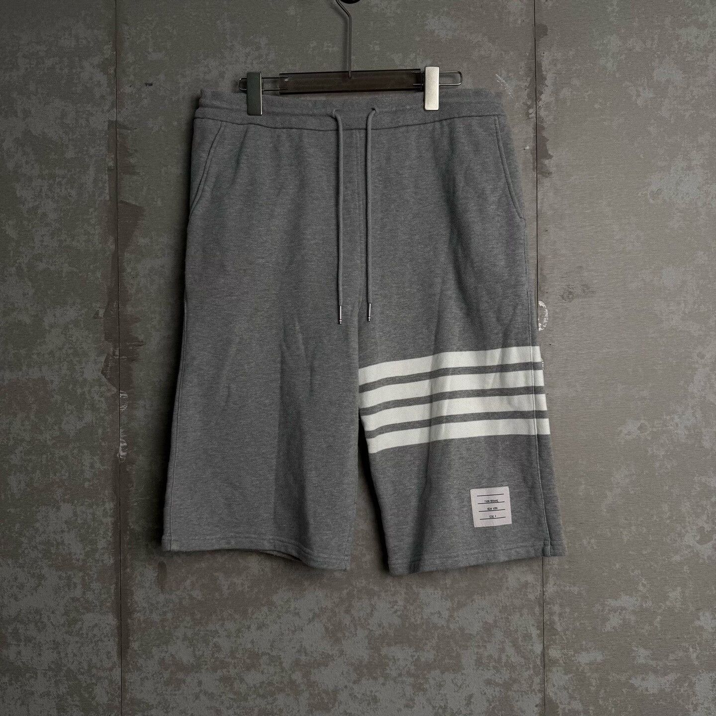 Thom Browne Thom Browne 4-Bar Stripe Sweat Shorts Size 4 Size US 35 - 2 Thumbnail