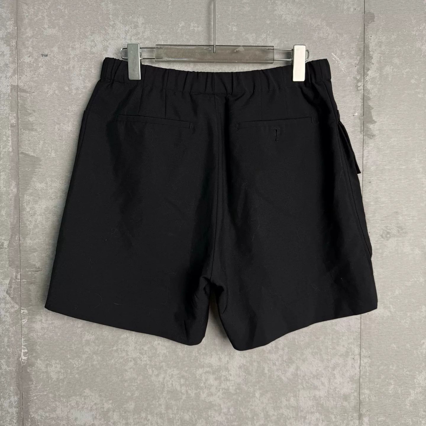 Balenciaga Balenciaga Cargo Shorts 48 Size US 32 / EU 48 - 2 Thumbnail