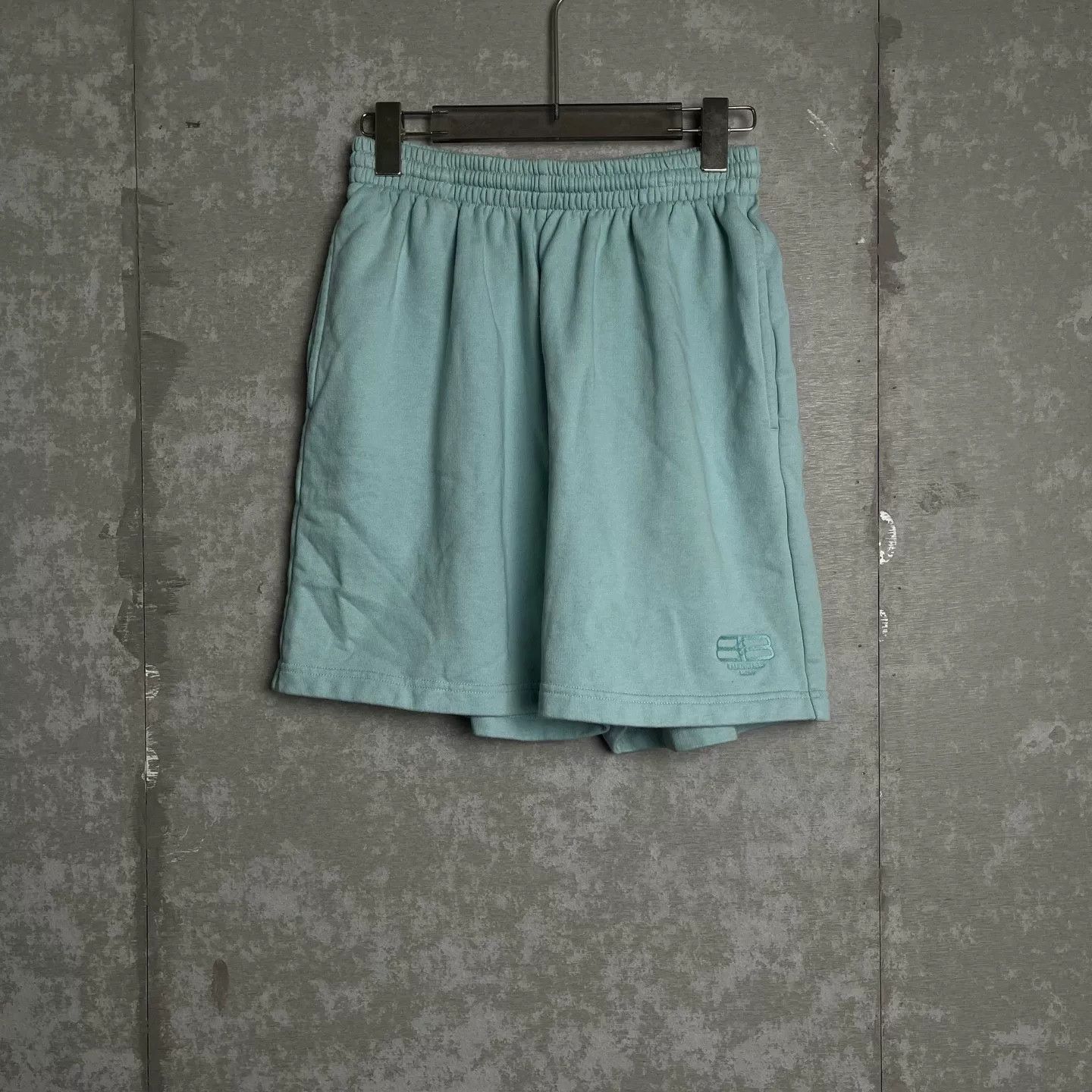 Balenciaga Balenciaga BB Logo Sweat Shorts XXS Size US 26 / EU 42 - 2 Thumbnail