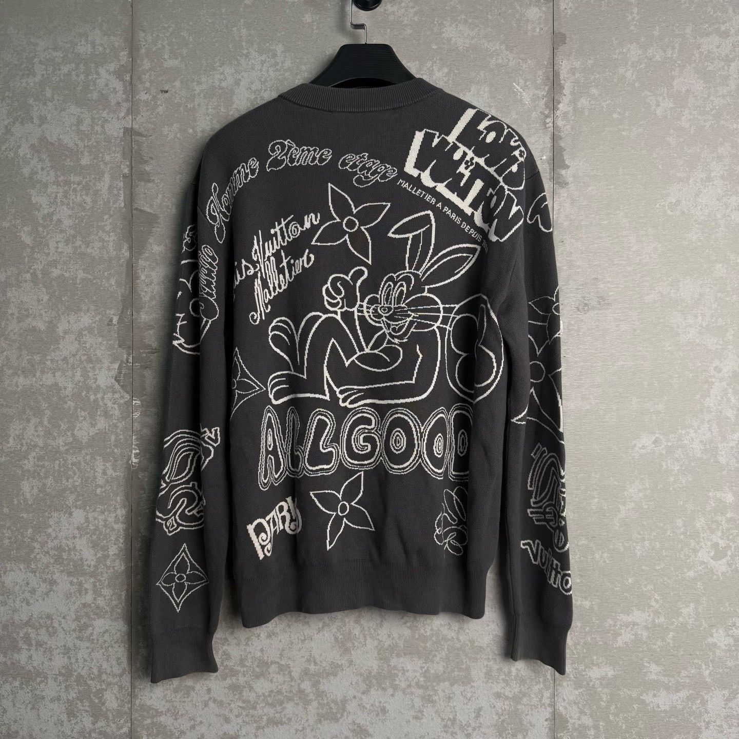 Louis Vuitton Louis Vuitton Bugs Bunny Graphic Sweater M Size US M / EU 48-50 / 2 - 3 Thumbnail