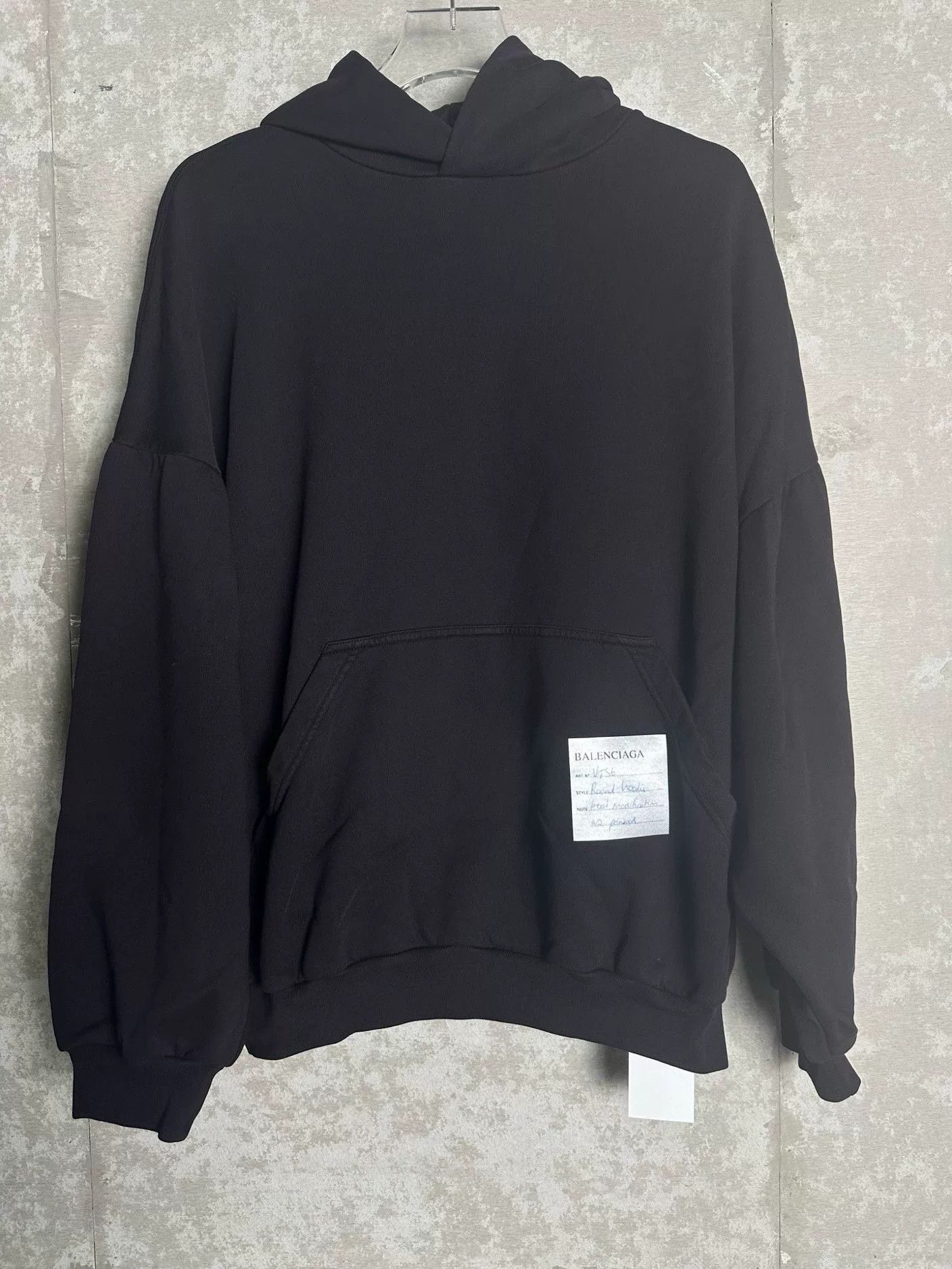 Balenciaga Balenciaga Round Hoodie Size 1 Size US S / EU 44-46 / 1 - 2 Thumbnail