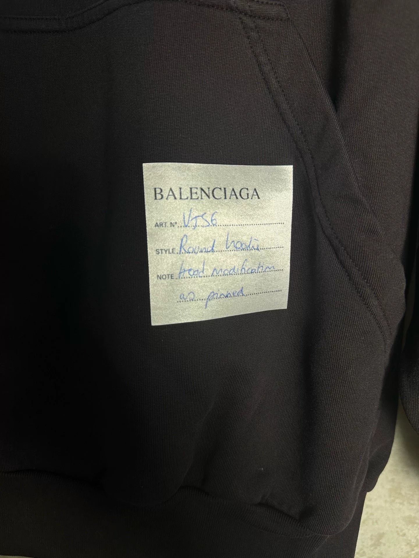 Balenciaga Balenciaga Round Hoodie Size 1 Size US S / EU 44-46 / 1 - 3 Thumbnail