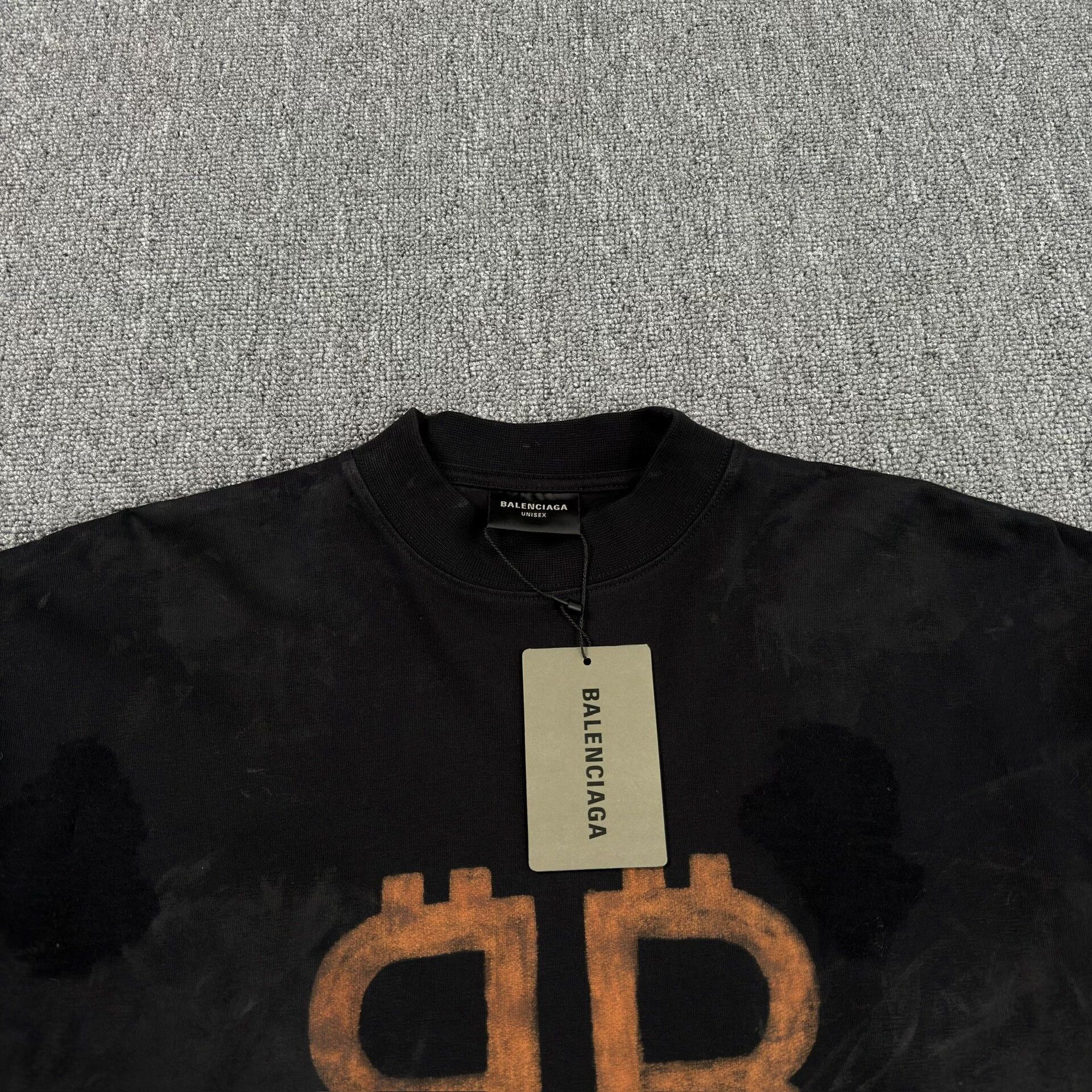 Balenciaga Balenciaga Bitcoin Logo Distressed T-Shirt 1 (S) Size US S / EU 44-46 / 1 - 4 Thumbnail