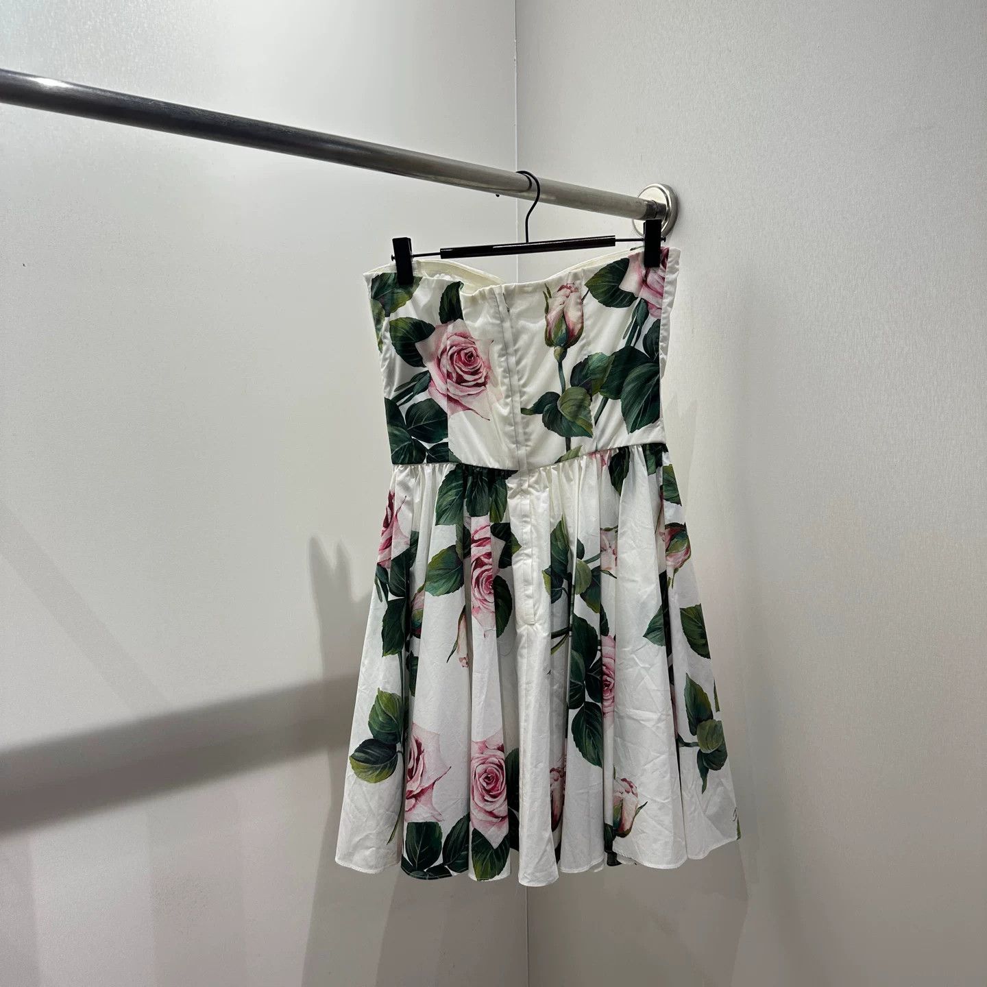 Dolce & Gabbana Dolce & Gabbana Floral T-Shirt it_40 Women Size S / US 4 / IT 40 - 2 Thumbnail
