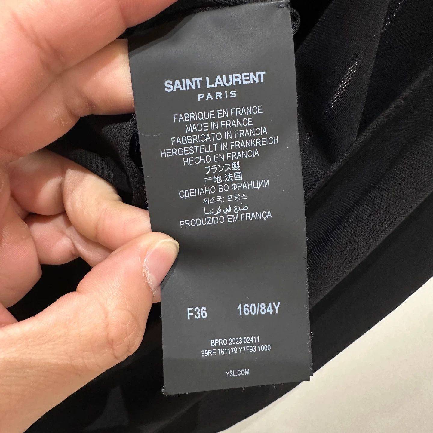 Saint Laurent Paris Saint Laurent Paris T-Shirt it_36 Women Size XS / US 0-2 / IT 36-38 - 4 Thumbnail