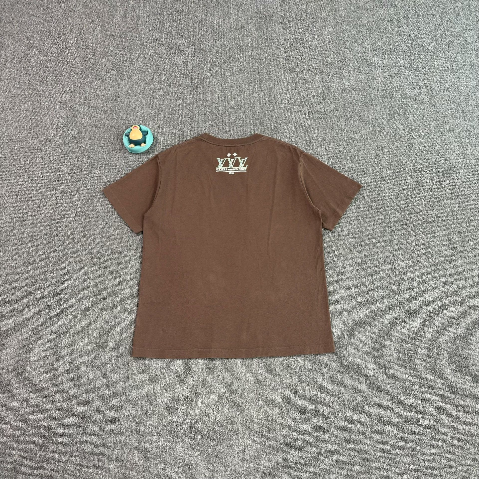 Louis Vuitton Louis Vuitton Rhinestone Logo T-Shirt L Size US L / EU 52-54 / 3 - 3 Thumbnail