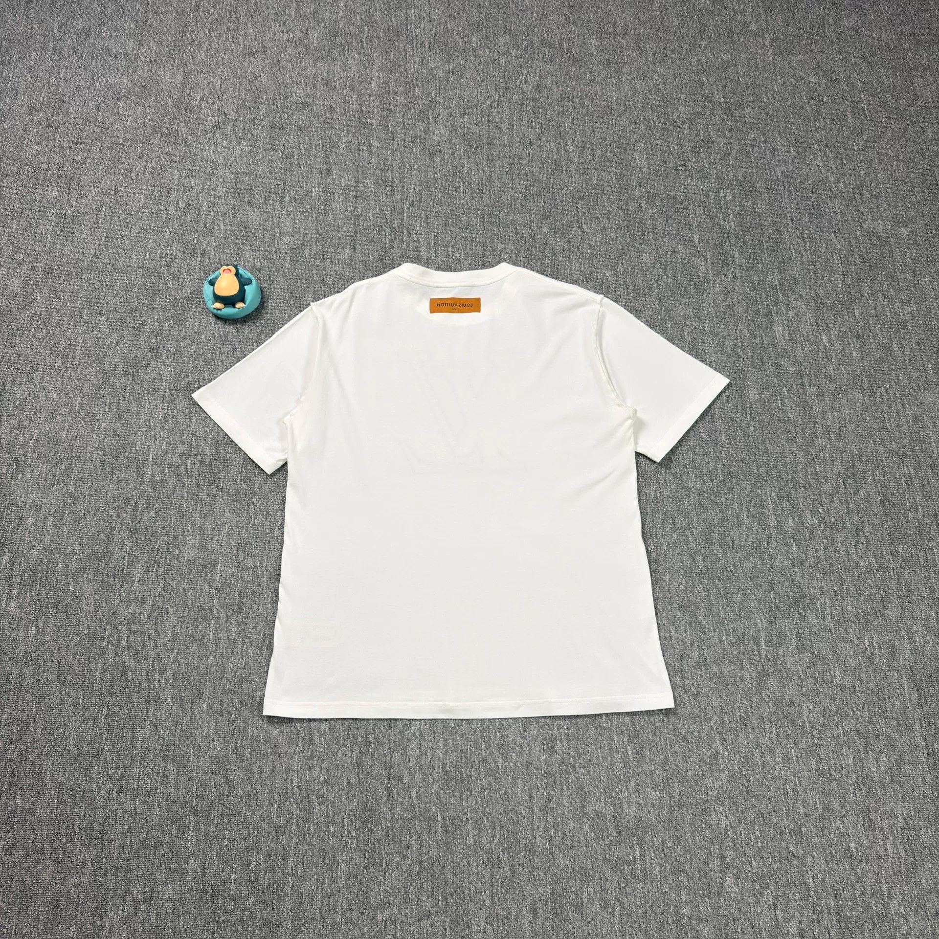Louis Vuitton Louis Vuitton Connect the Dots Logo T-Shirt XXL Size US XXL / EU 58 / 5 - 9 Thumbnail