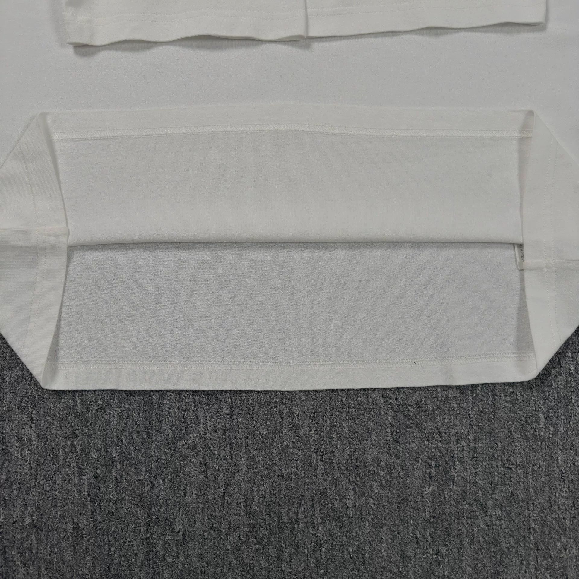 Louis Vuitton Louis Vuitton Connect the Dots Logo T-Shirt XXL Size US XXL / EU 58 / 5 - 6 Thumbnail
