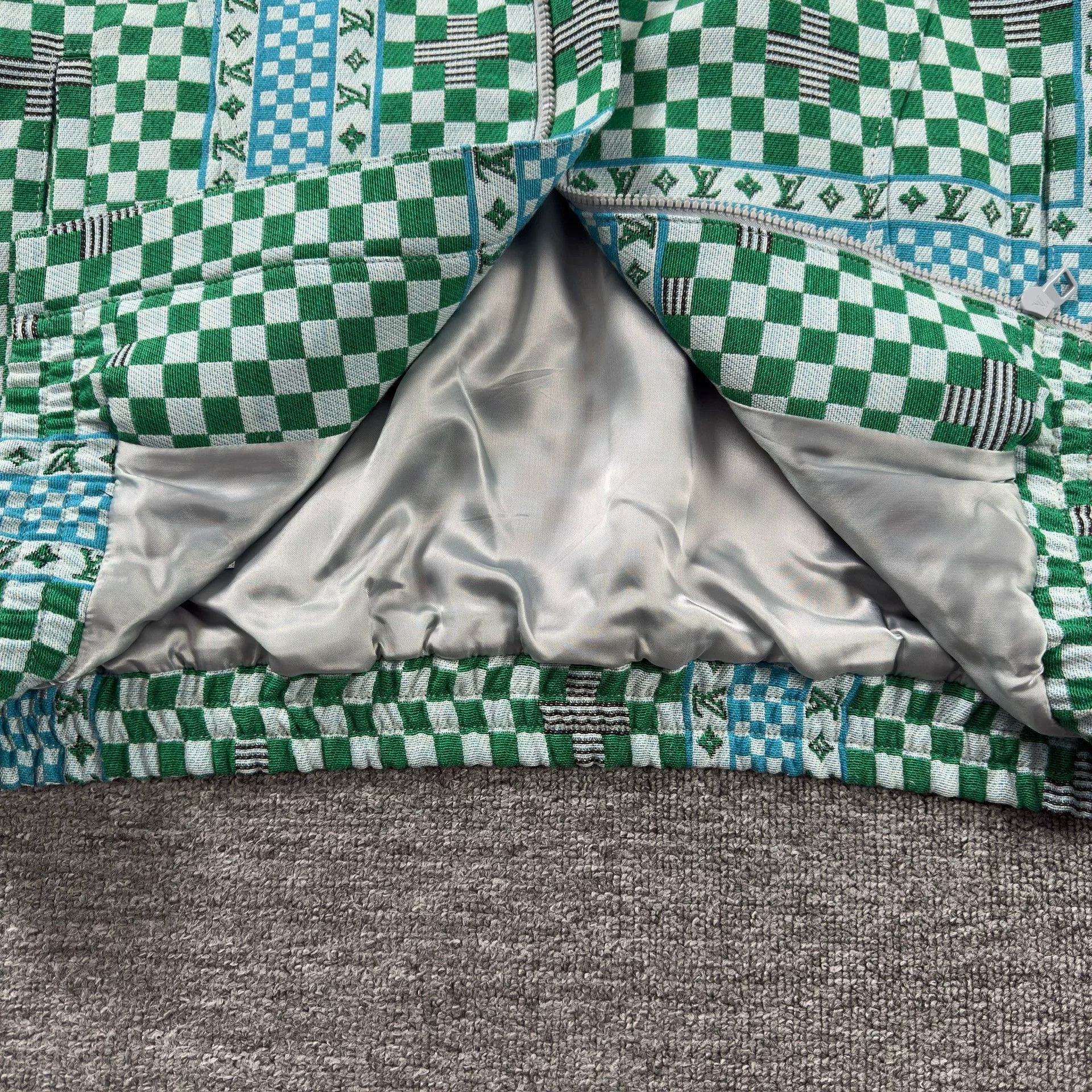 Louis Vuitton Louis Vuitton Damier Monogram Zip Up Jacket EU 48 Size US M / EU 48-50 / 2 - 6 Thumbnail