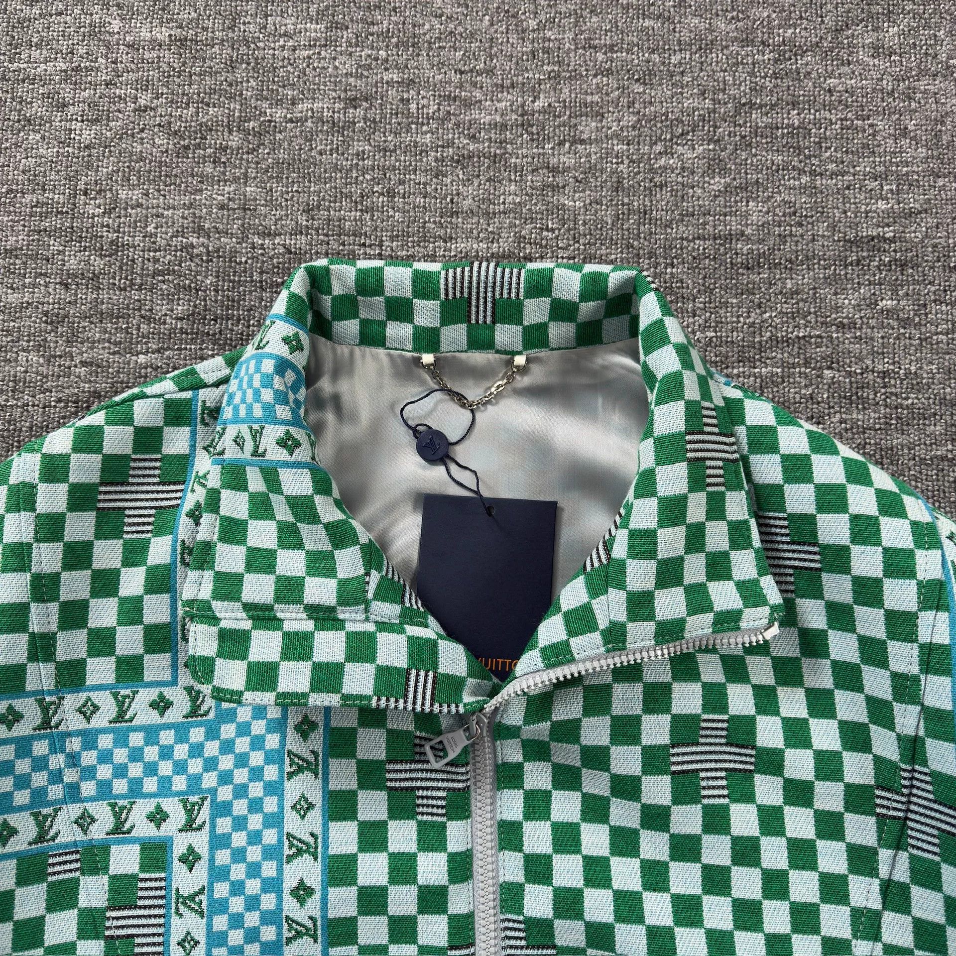 Louis Vuitton Louis Vuitton Damier Monogram Zip Up Jacket EU 48 Size US M / EU 48-50 / 2 - 3 Thumbnail