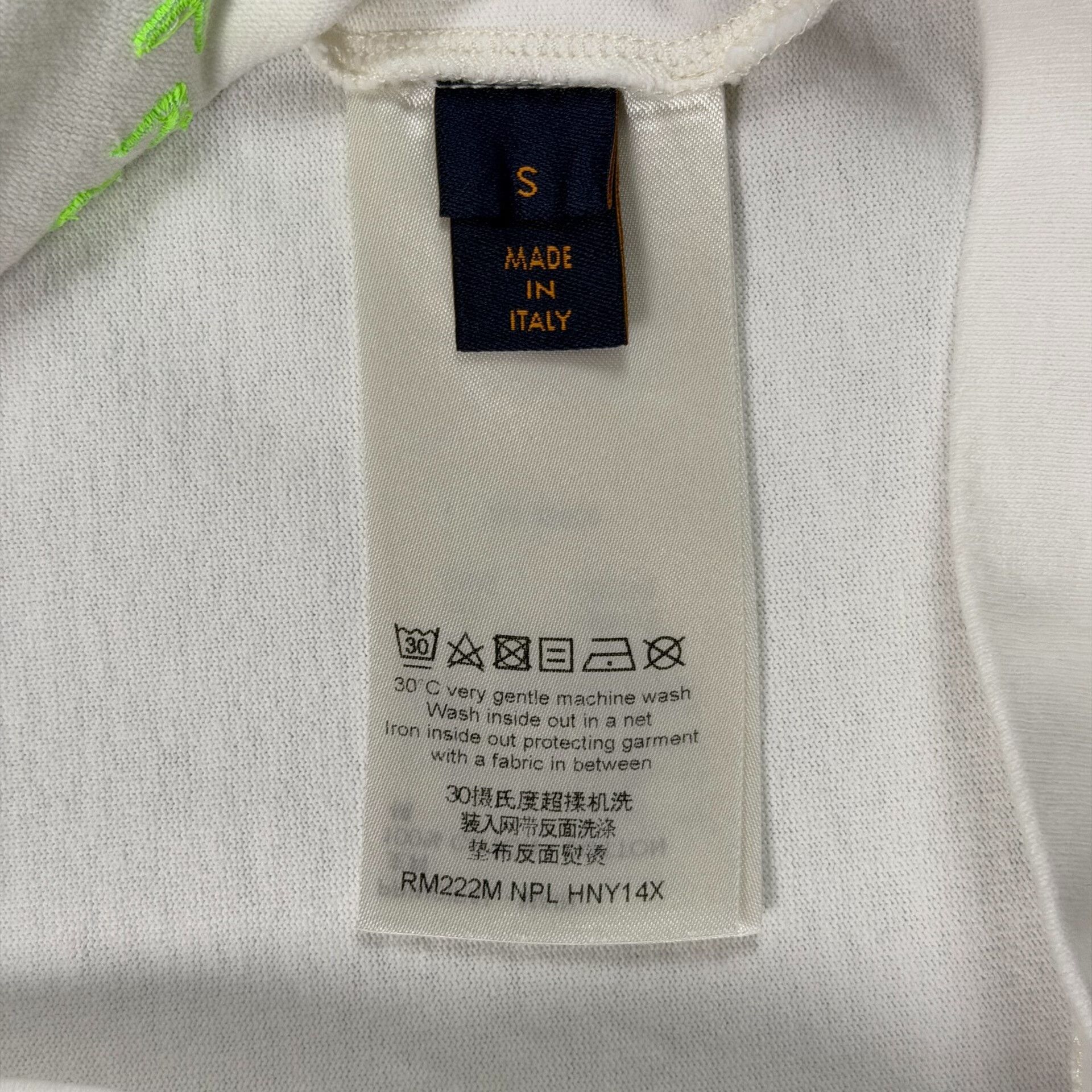 Louis Vuitton Louis Vuitton Neon Monogram T-Shirt Size S Size US S / EU 44-46 / 1 - 7 Thumbnail