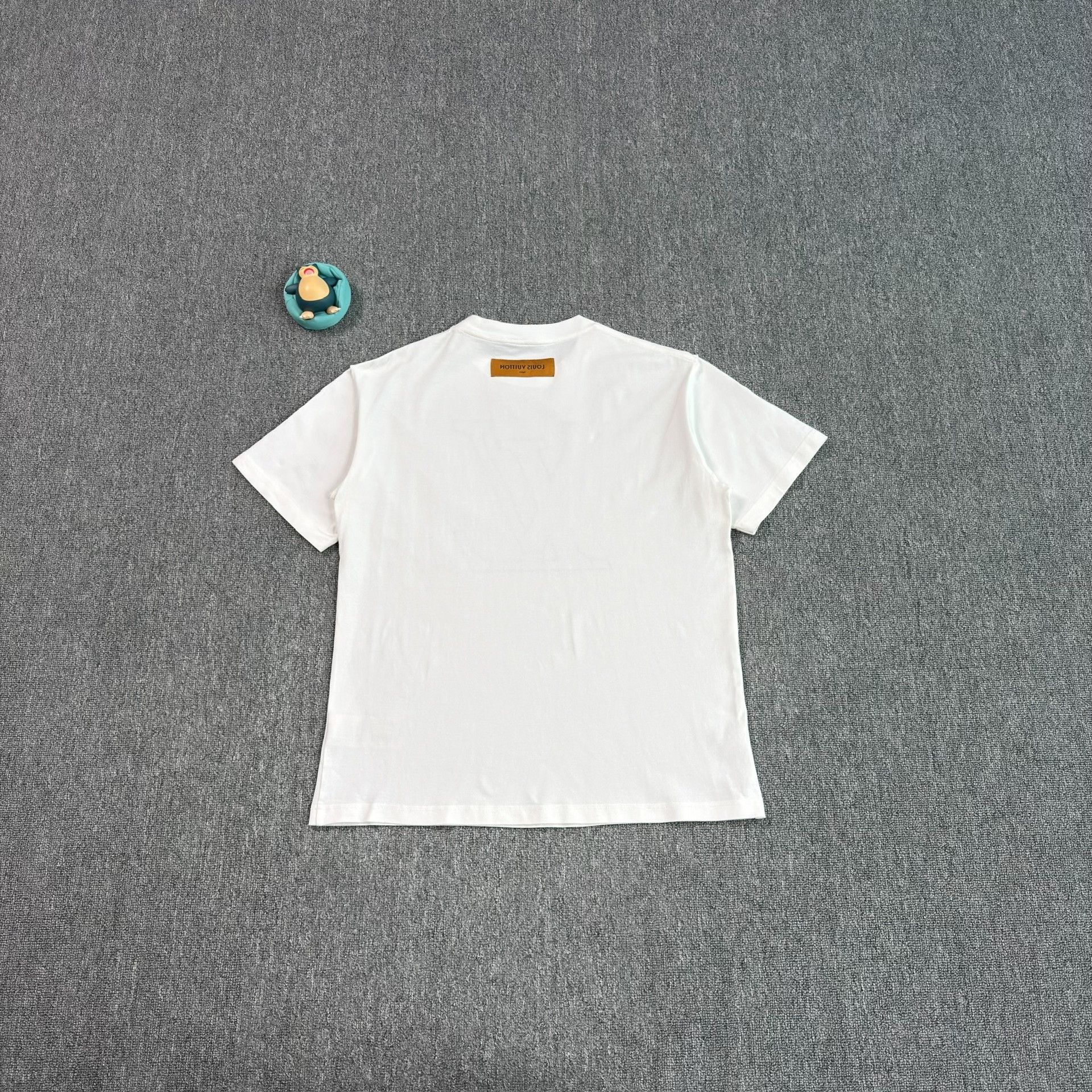 Louis Vuitton Louis Vuitton Embroidered Logo T-Shirt M Size US M / EU 48-50 / 2 - 3 Thumbnail