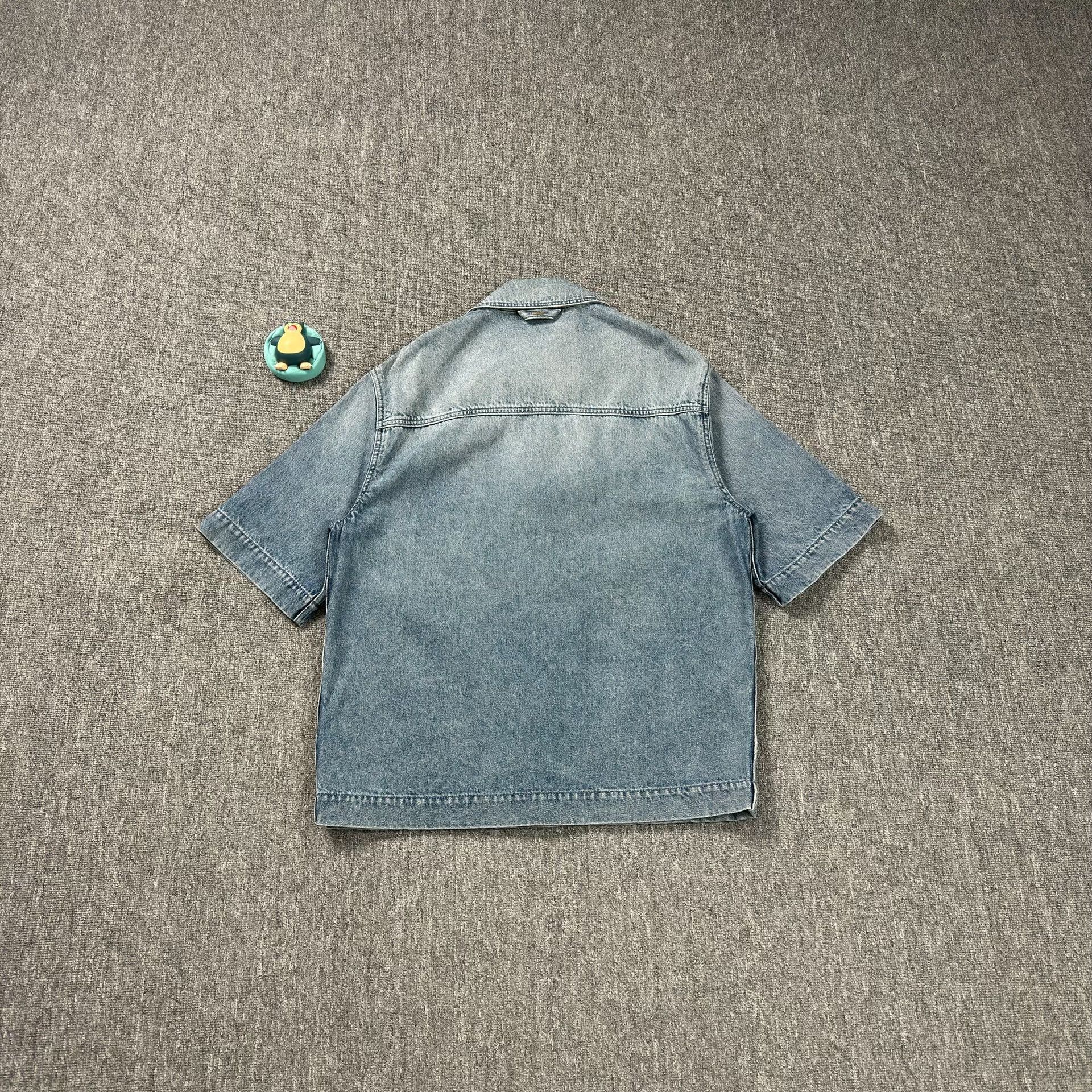 Louis Vuitton Louis Vuitton Monogram Denim Shirt Size M Size US M / EU 48-50 / 2 - 8 Thumbnail