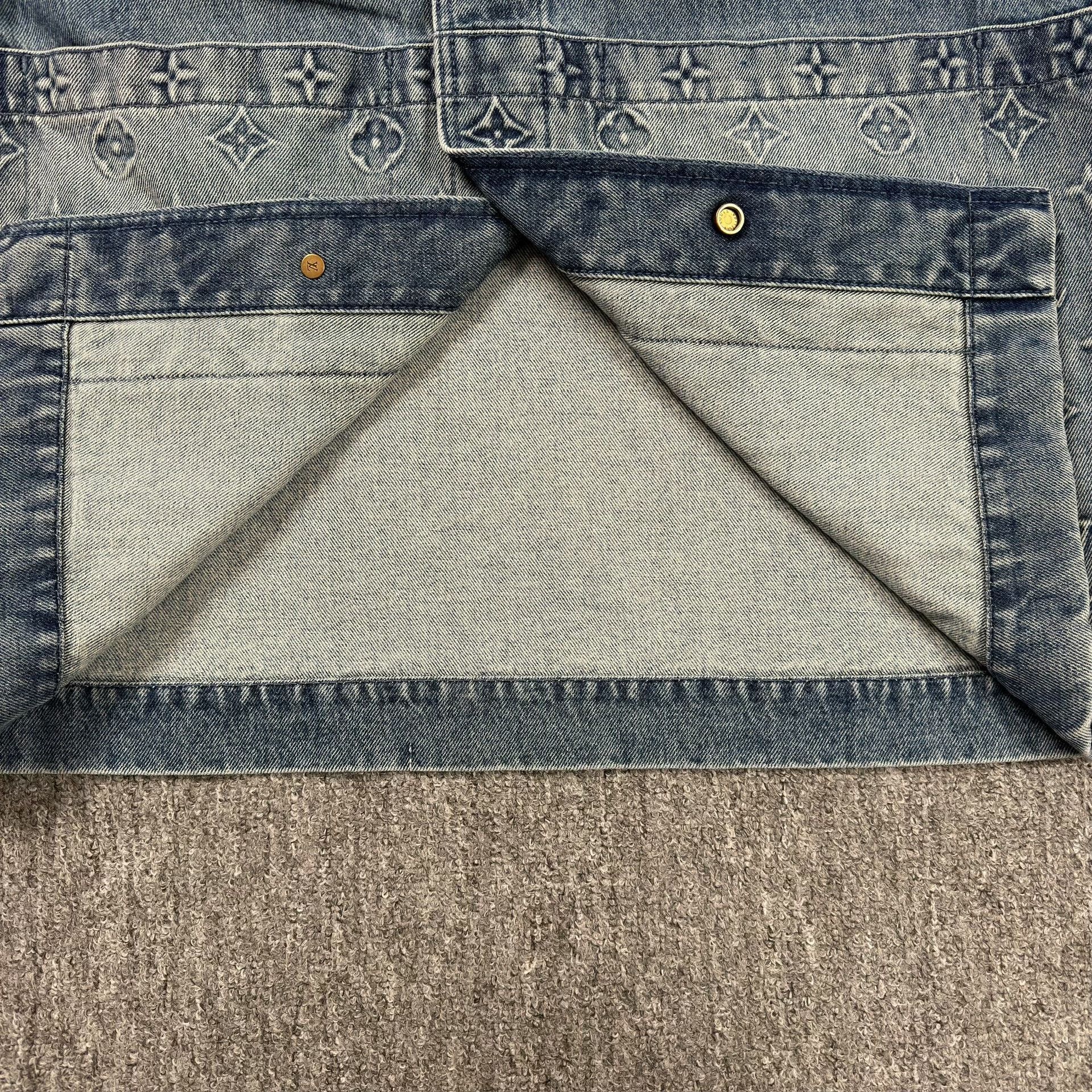 Louis Vuitton Louis Vuitton Monogram Denim Shirt Size M Size US M / EU 48-50 / 2 - 5 Thumbnail