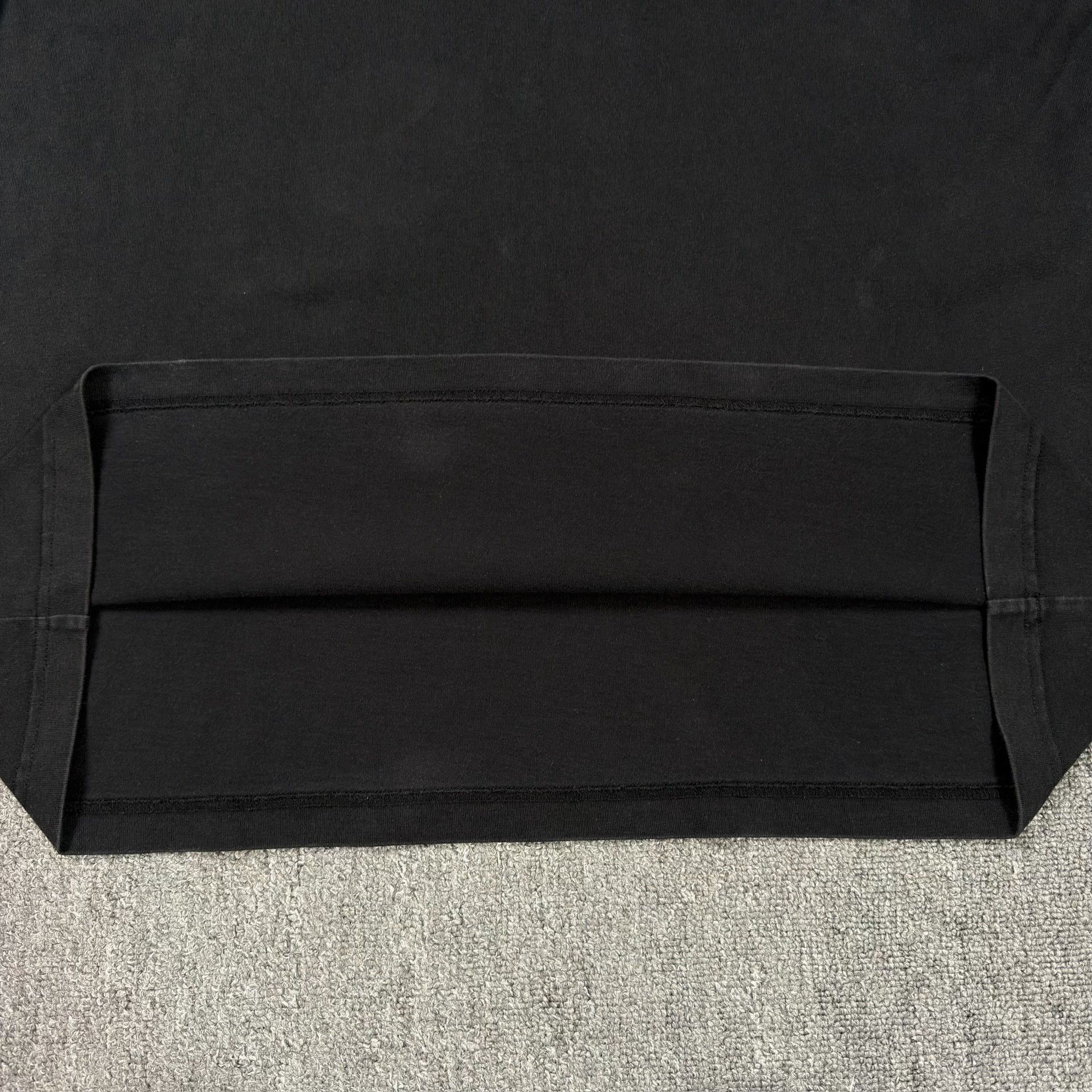 Balenciaga Balenciaga Blurred Logo T-Shirt Size XL Size US XL / EU 56 / 4 - 6 Thumbnail