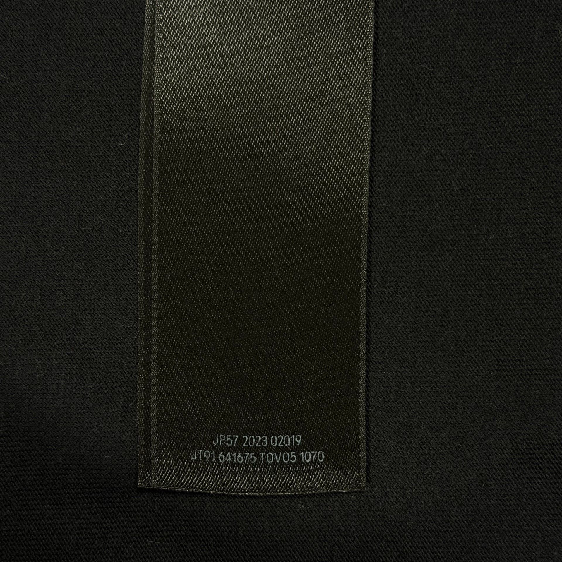 Balenciaga Balenciaga Blurred Logo T-Shirt Size XL Size US XL / EU 56 / 4 - 9 Thumbnail