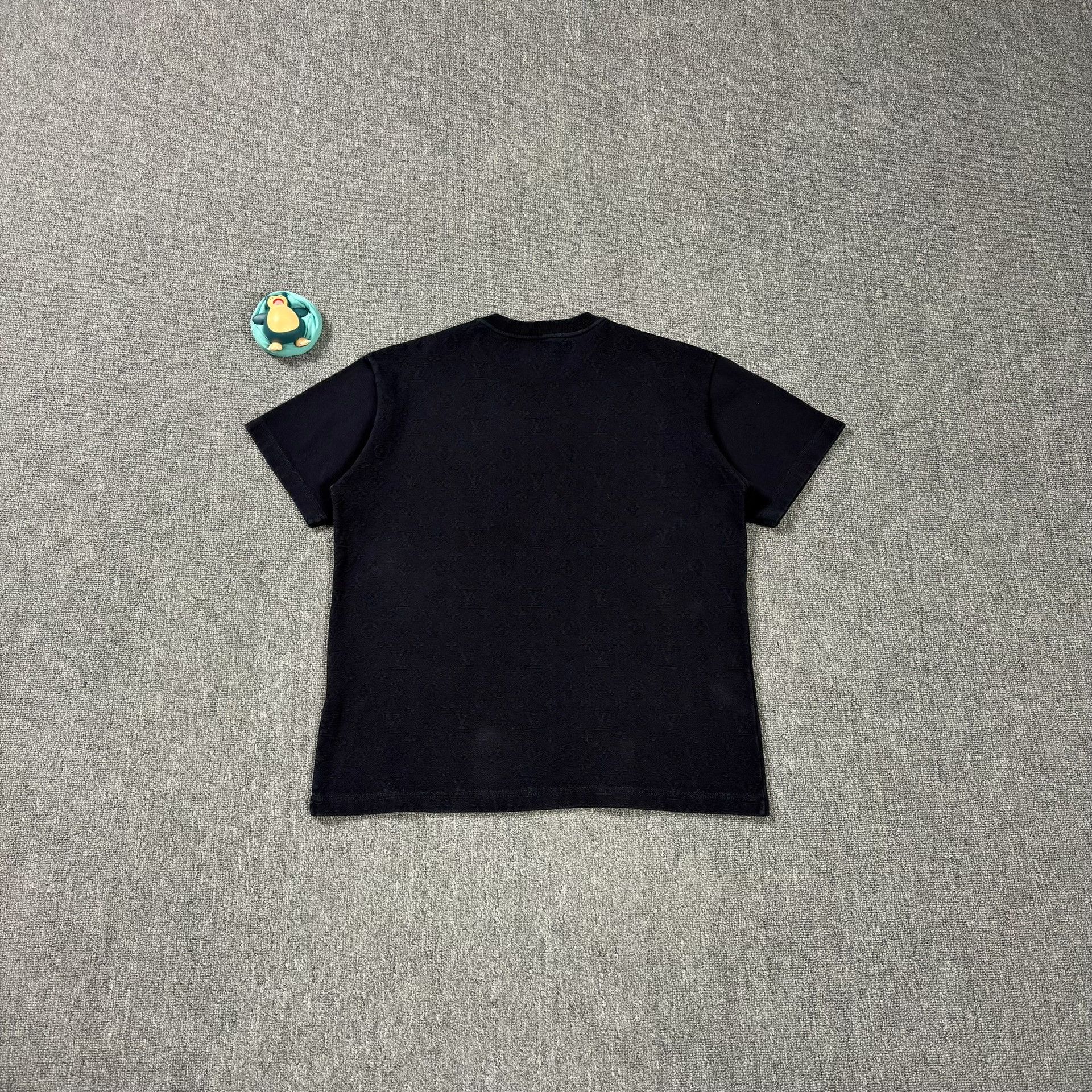 Louis Vuitton Louis Vuitton Monogram Pocket T-Shirt Size M Size US M / EU 48-50 / 2 - 3 Thumbnail