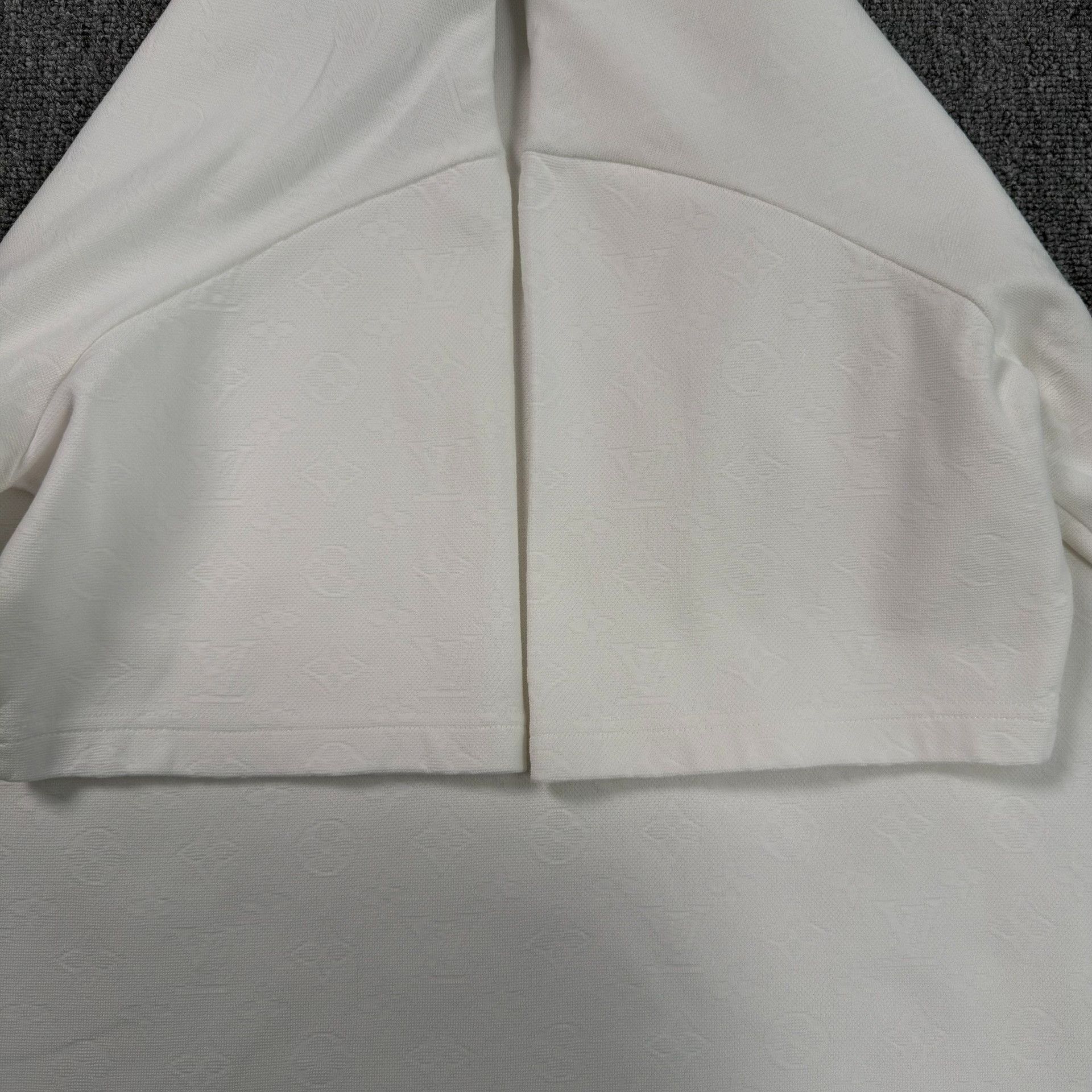 Louis Vuitton Louis Vuitton Monogram Pocket T-Shirt 4XL Size US XXL / EU 58 / 5 - 5 Thumbnail