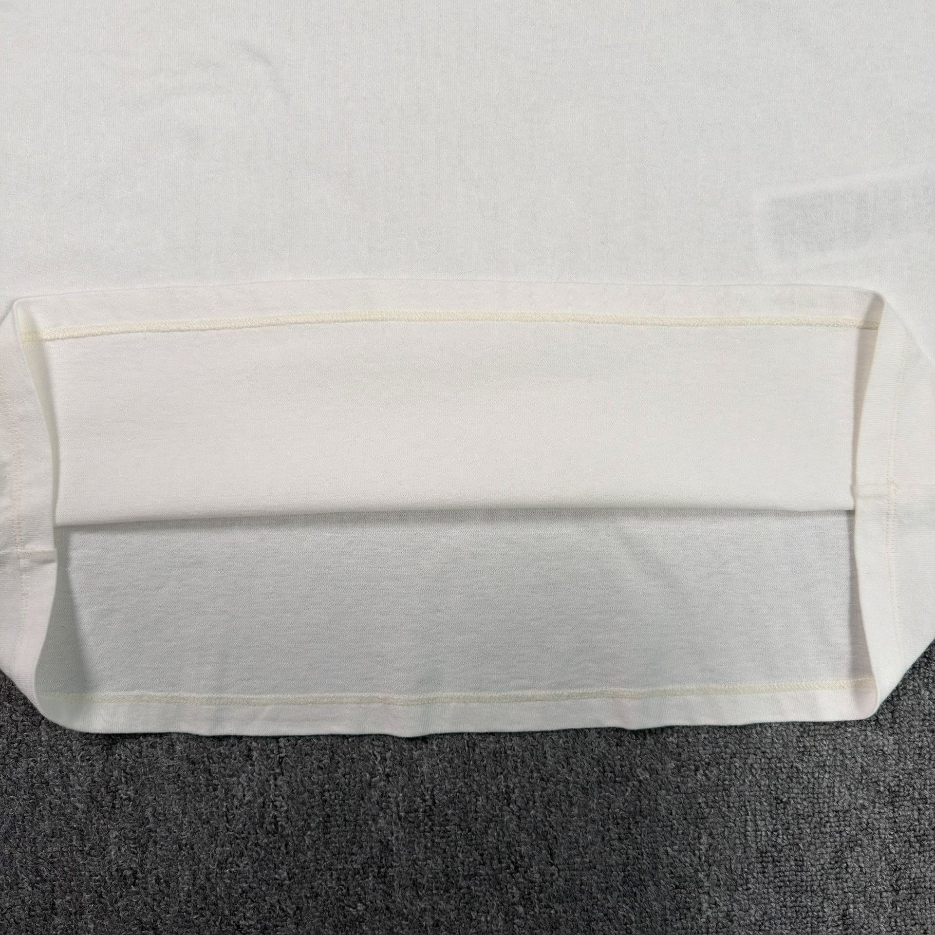 Gucci Gucci Tonal Embroidered Logo T-Shirt Size M Size US M / EU 48-50 / 2 - 6 Thumbnail