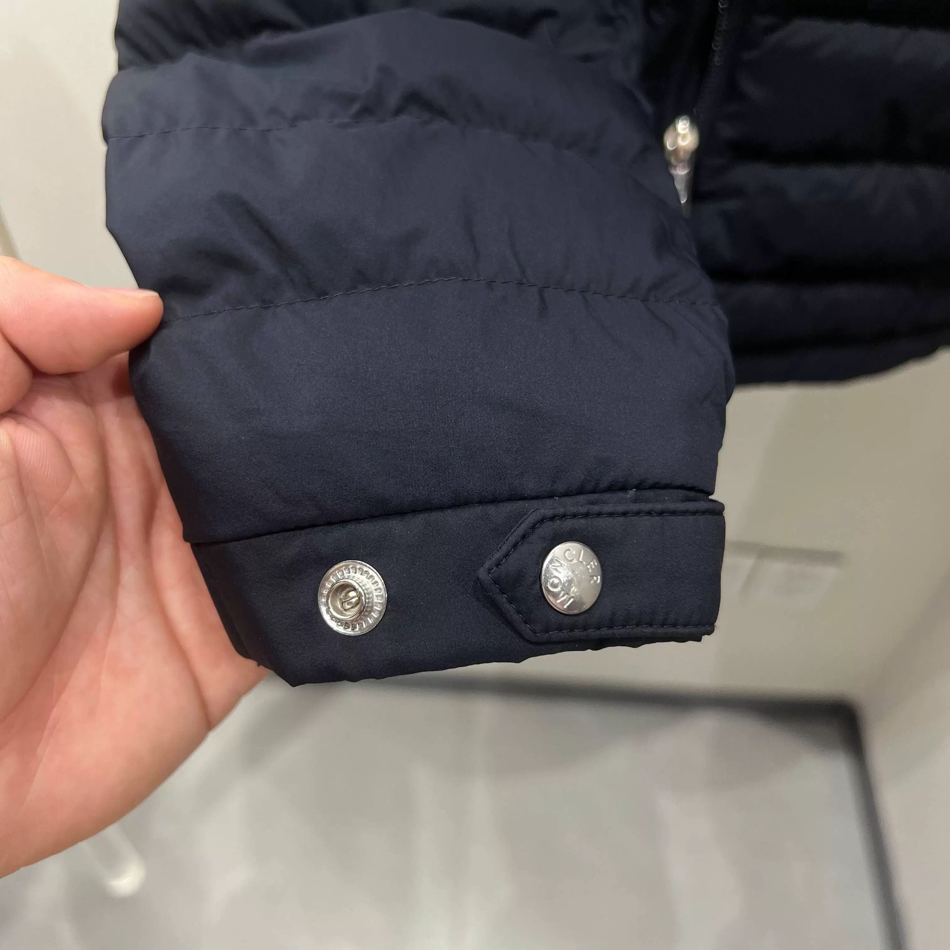 Moncler Moncler Retro Down Down Jacket M Women Size M / US 6-8 / IT 42-44 - 5 Thumbnail