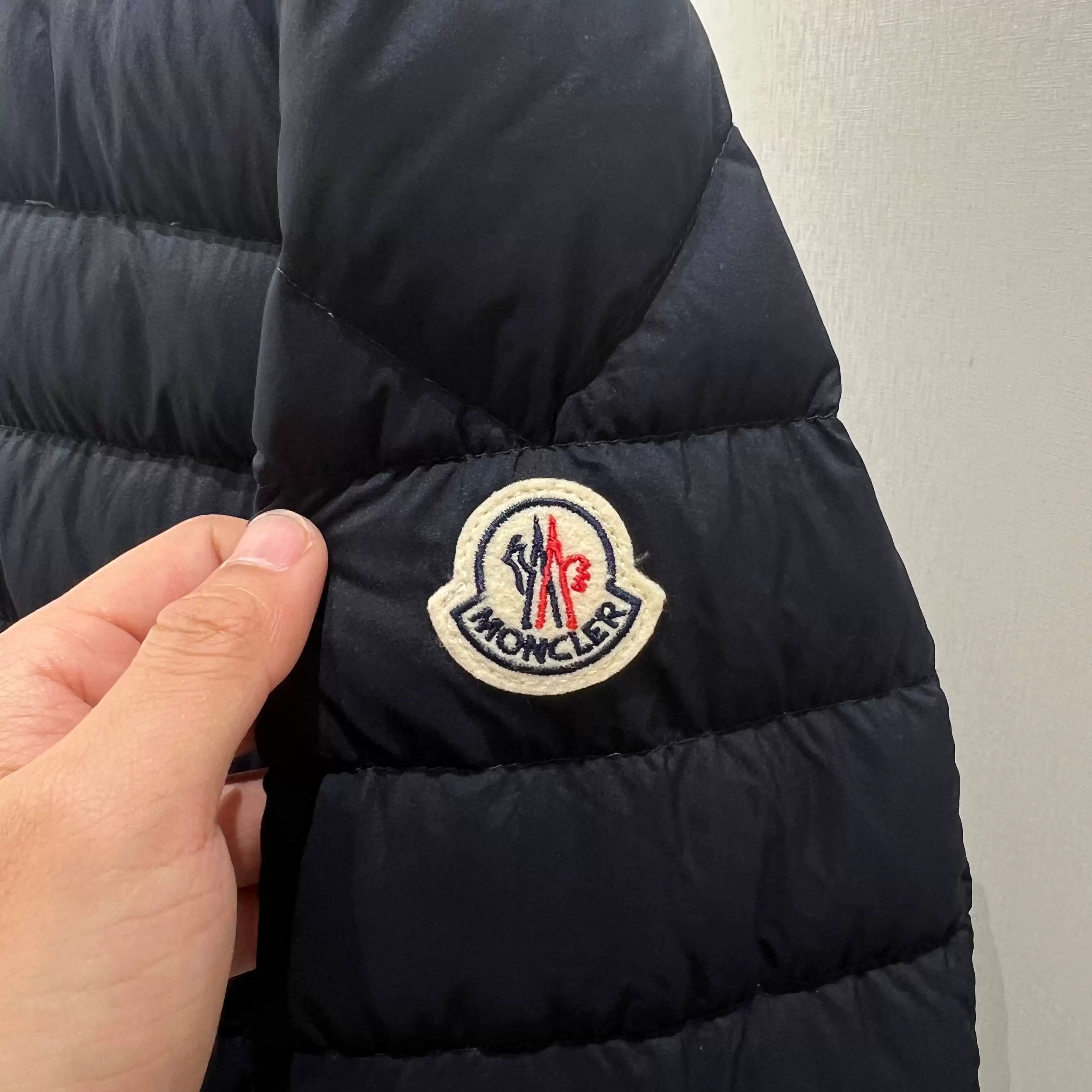Moncler Moncler Retro Down Down Jacket M Women Size M / US 6-8 / IT 42-44 - 7 Thumbnail