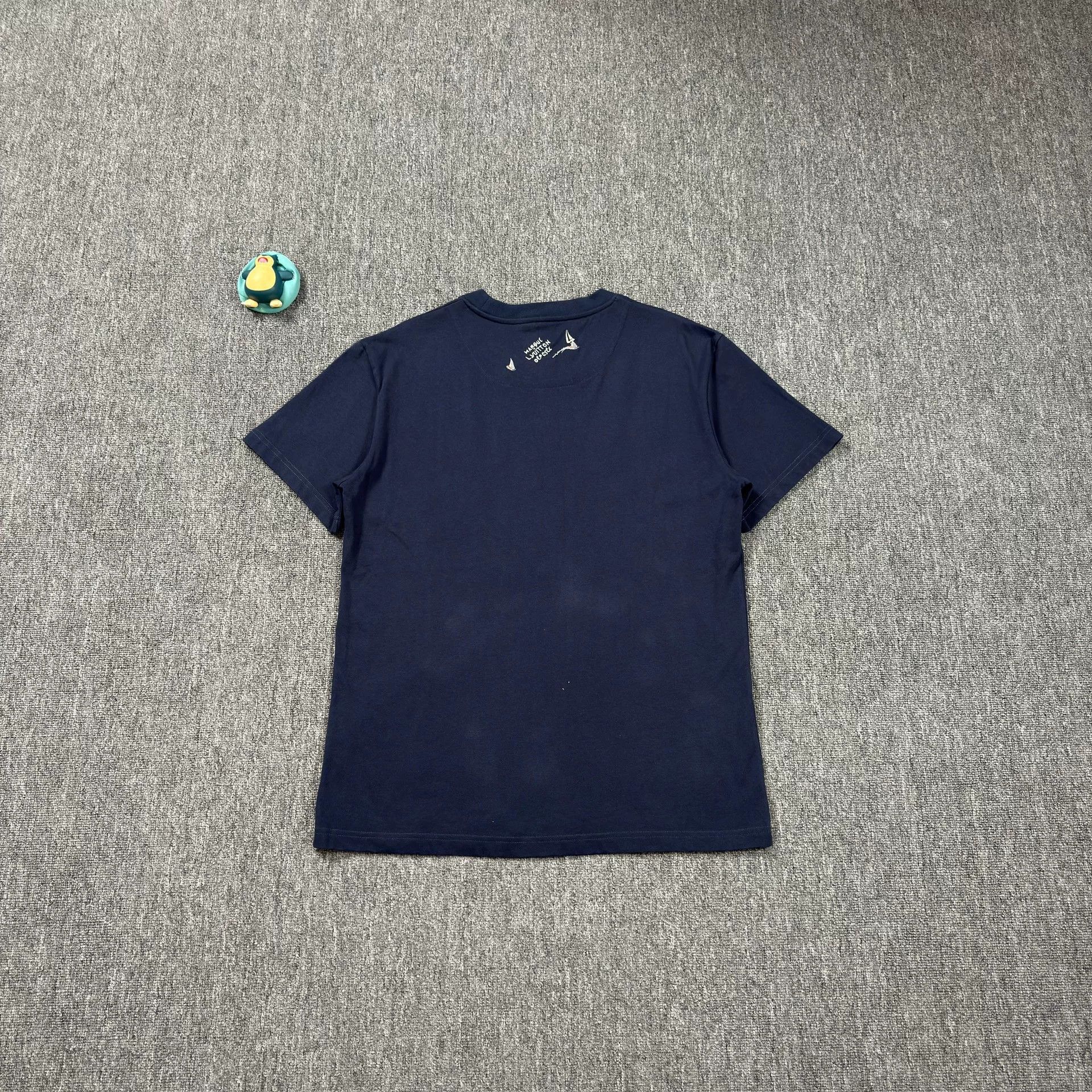 Louis Vuitton Louis Vuitton Paper Crane LV Logo T-Shirt XL Size US XL / EU 56 / 4 - 9 Thumbnail