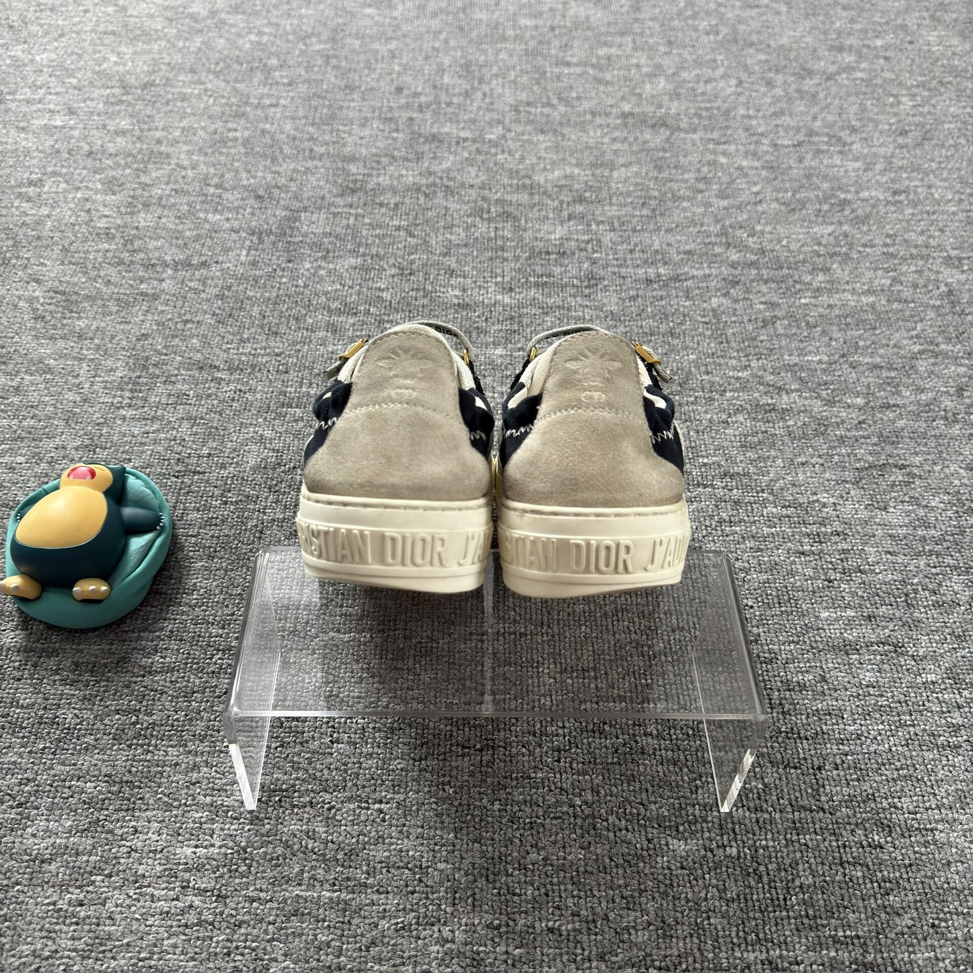 Dior Dior Walk'n'Dior Canvas Low-Top Sneakers 35 Size US 5 / IT 35 - 4 Thumbnail
