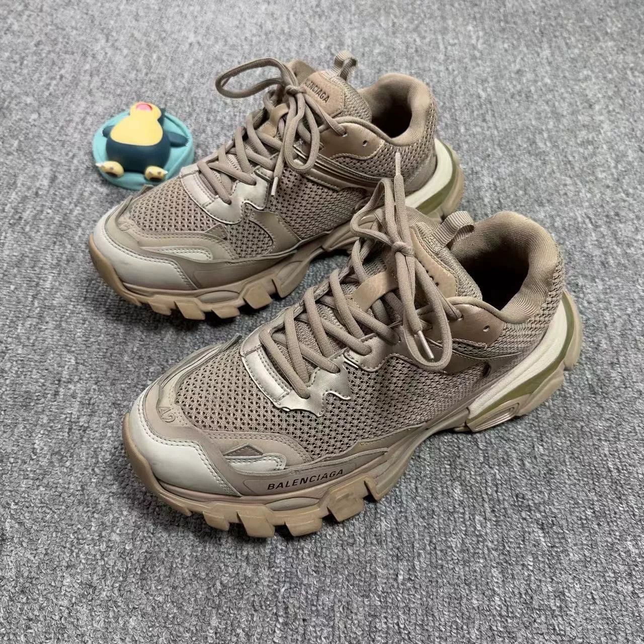 Balenciaga Balenciaga Track 3.0 Brown Sneakers 42 Size US 9 / EU 42 - 2 Thumbnail
