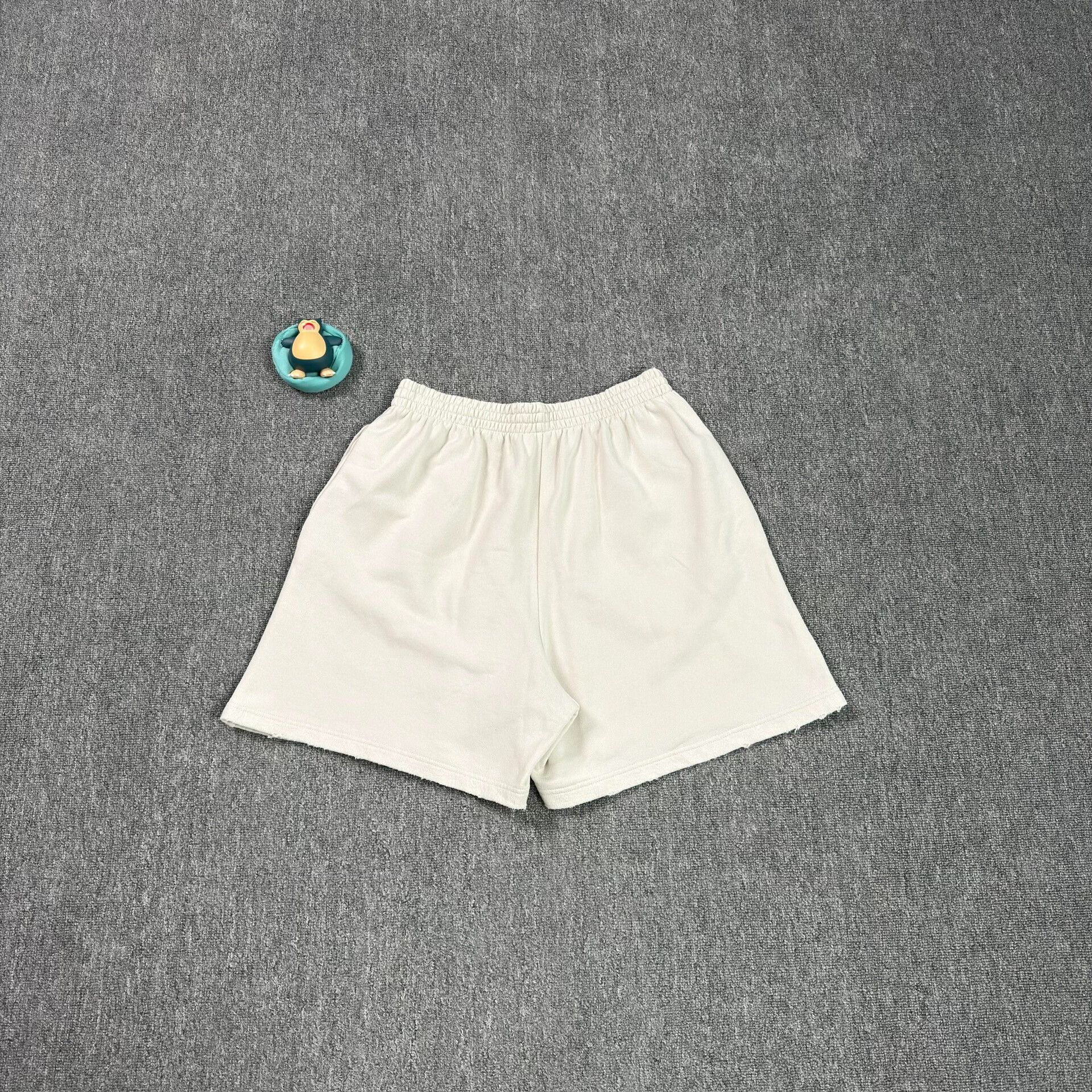 Balenciaga Balenciaga Distressed Jersey Shorts XS Size US 28 / EU 44 - 3 Thumbnail