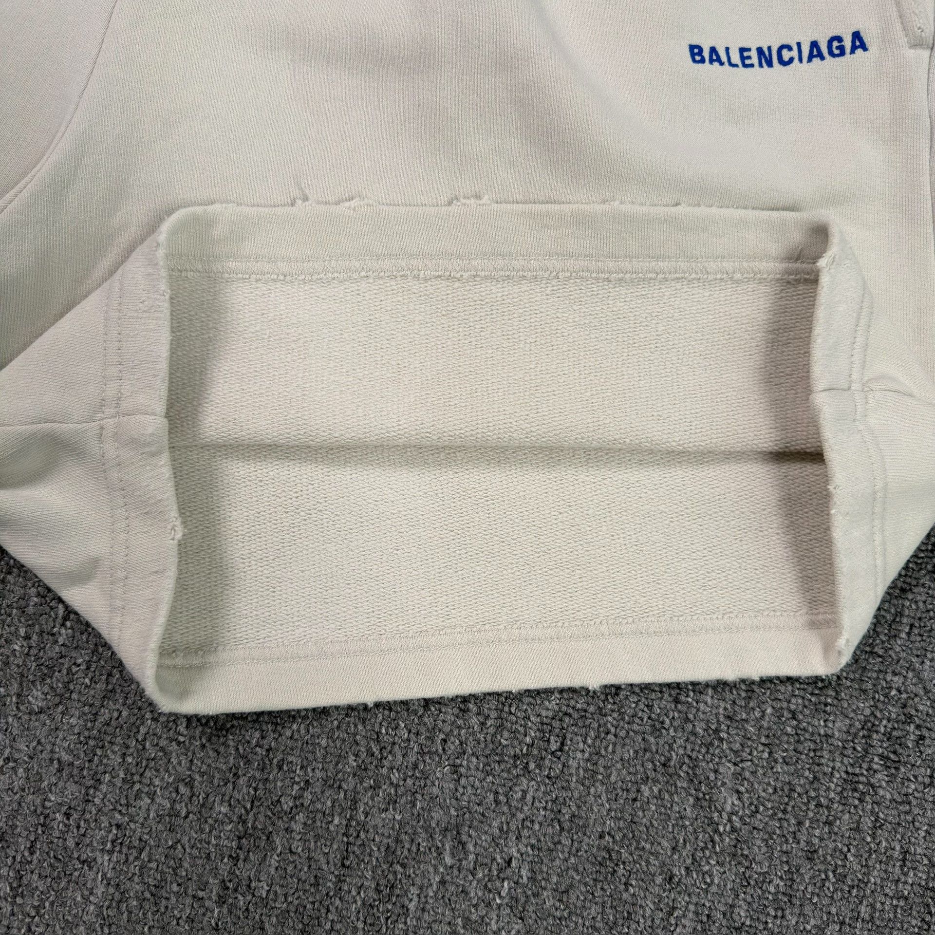 Balenciaga Balenciaga Distressed Jersey Shorts XS Size US 28 / EU 44 - 6 Thumbnail