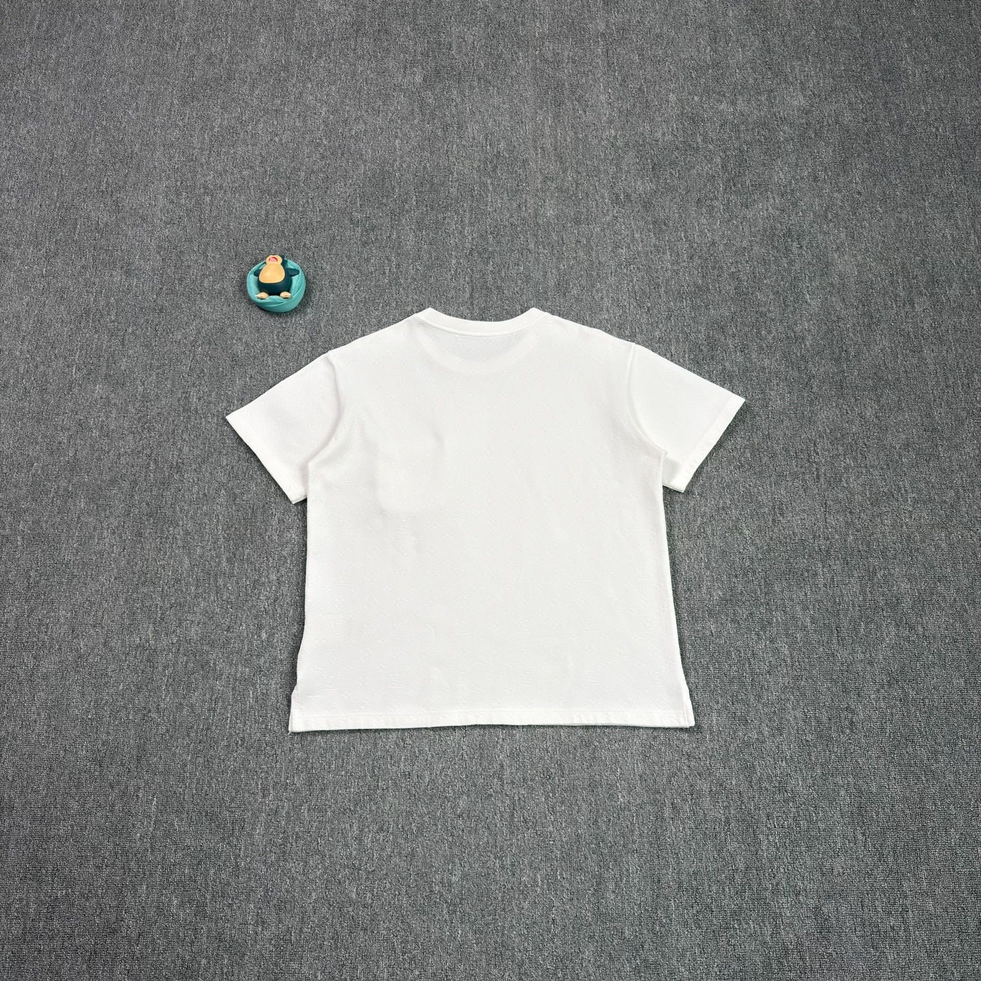 Louis Vuitton Louis Vuitton Monogram Pocket T-Shirt Size M Size US M / EU 48-50 / 2 - 3 Thumbnail