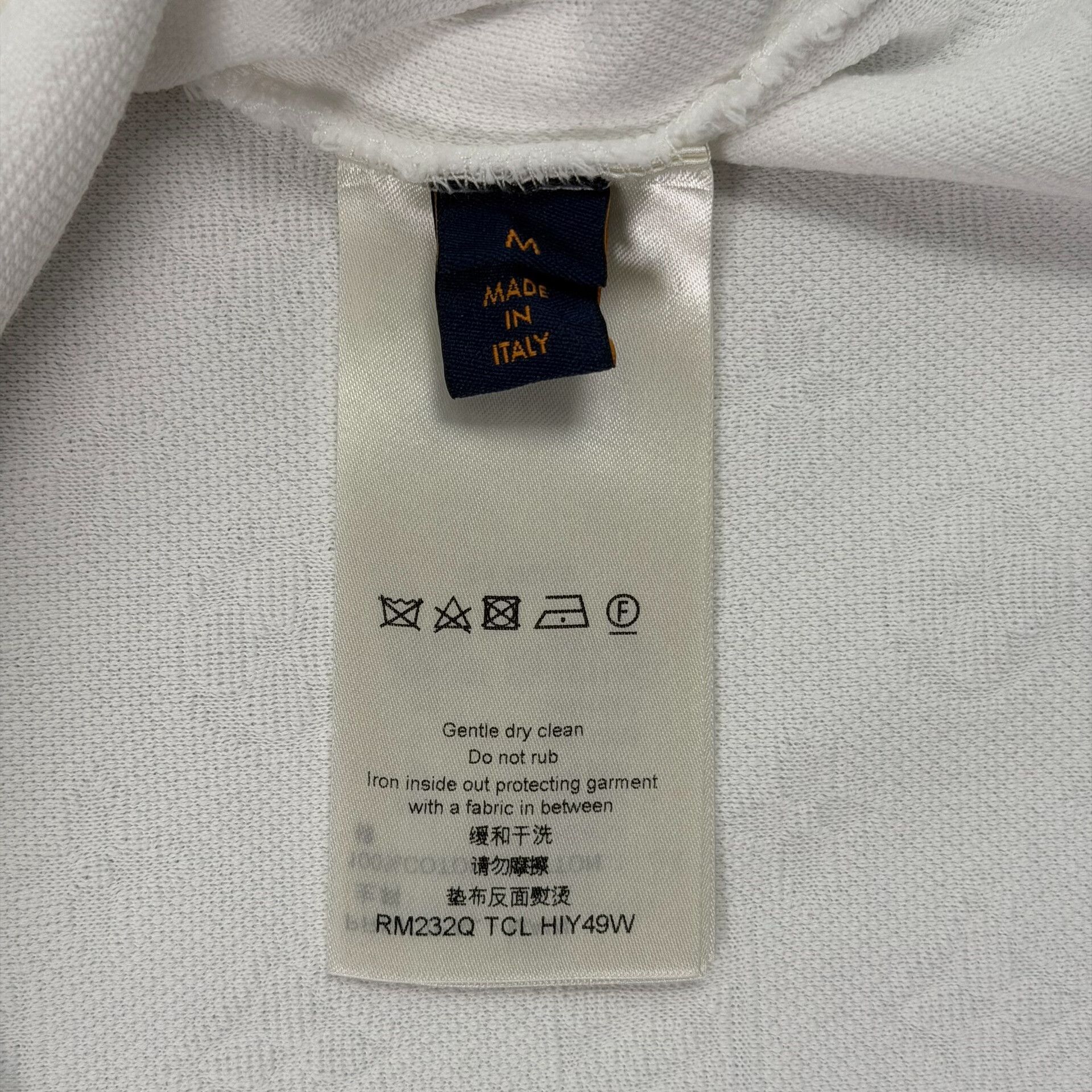 Louis Vuitton Louis Vuitton Monogram Pocket T-Shirt Size M Size US M / EU 48-50 / 2 - 8 Thumbnail