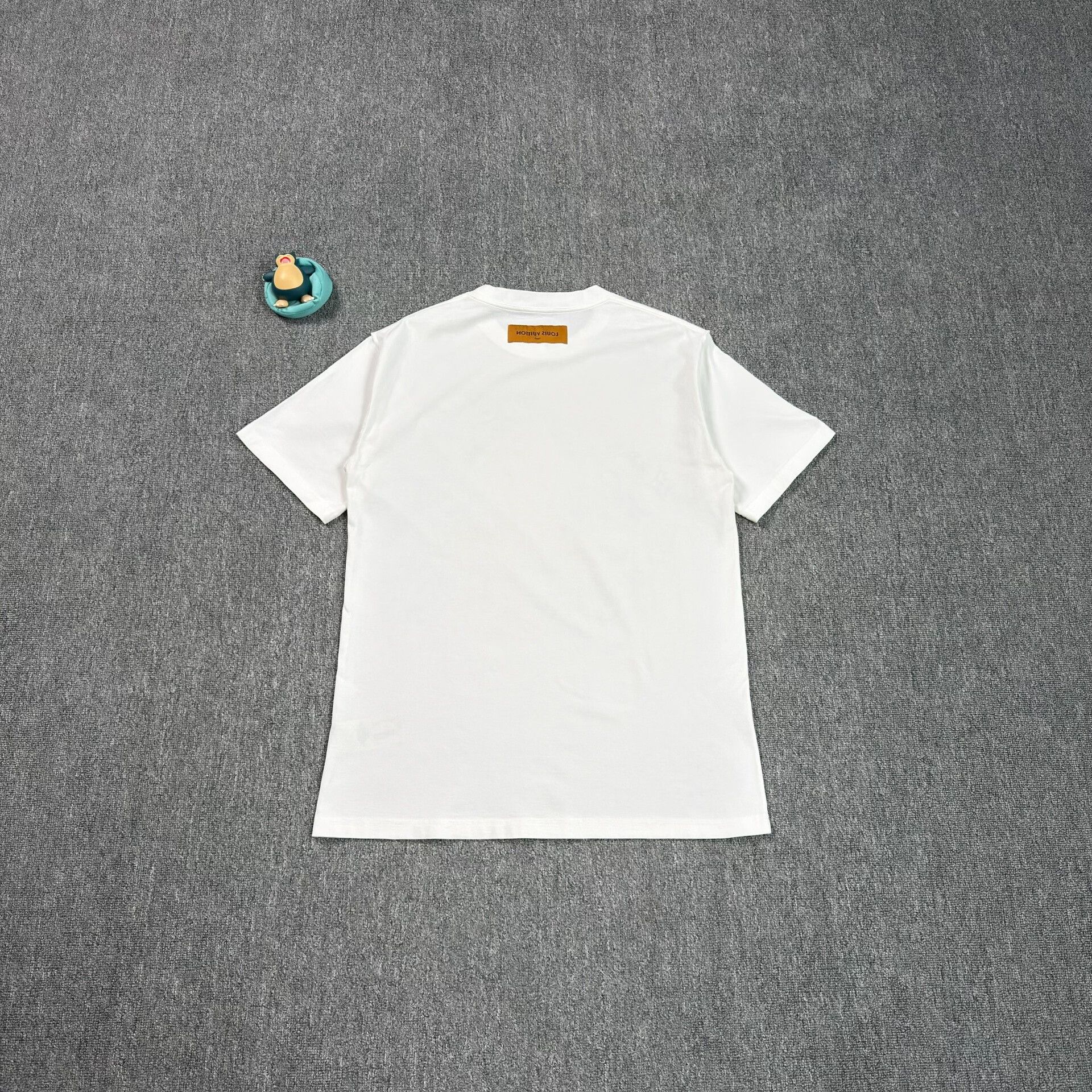 Louis Vuitton Louis Vuitton Crayon Monogram T-Shirt XL Size US XL / EU 56 / 4 - 3 Thumbnail