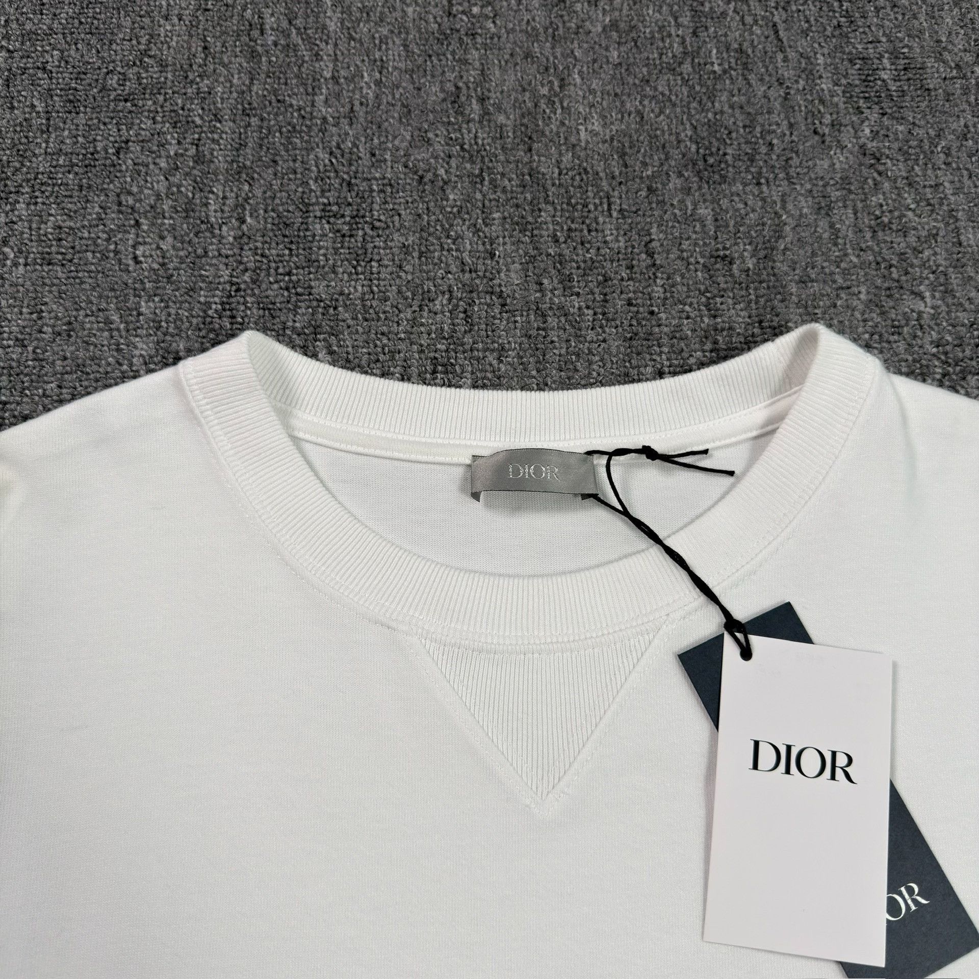 Dior Dior Embroidered Logo T-Shirt Size L Size US L / EU 52-54 / 3 - 4 Thumbnail
