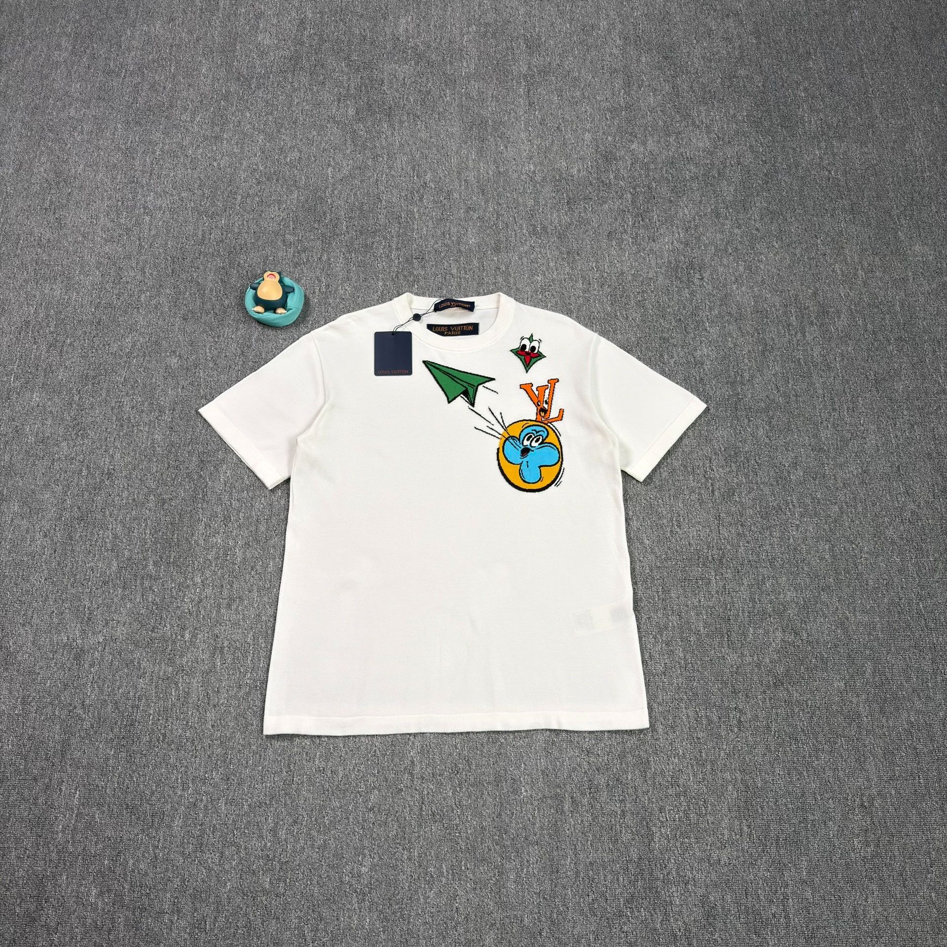 Louis Vuitton Louis Vuitton Airplane Graphic Knit T-Shirt M Size US M / EU 48-50 / 2 - 2 Thumbnail