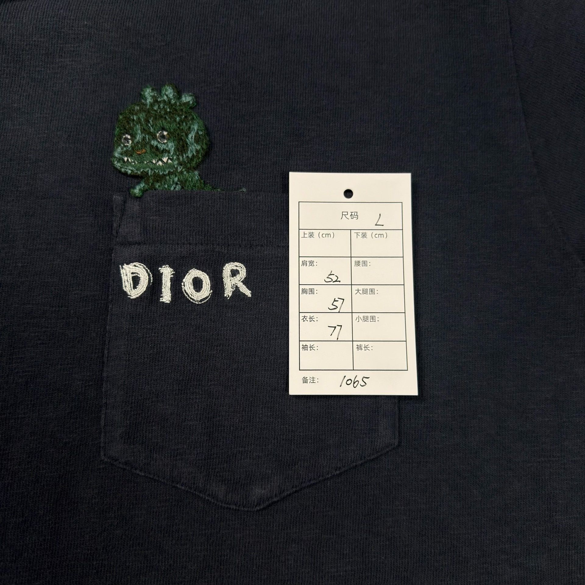 Dior Dior Distressed Dinosaur Pocket T-Shirt Size L Size US L / EU 52-54 / 3 - 8 Thumbnail
