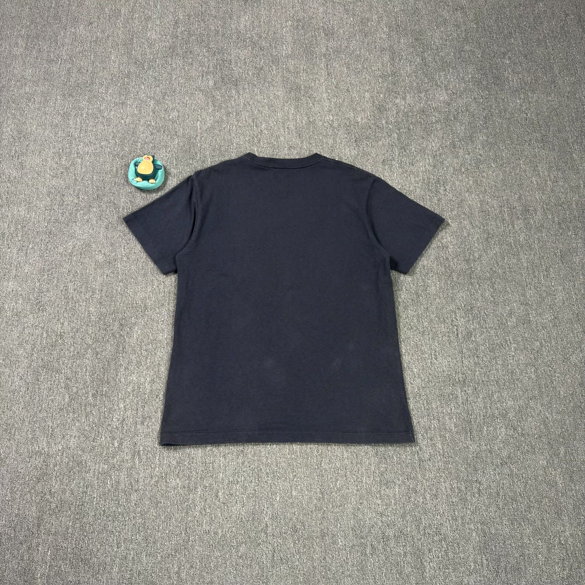 Dior Dior Distressed Dinosaur Pocket T-Shirt Size L Size US L / EU 52-54 / 3 - 3 Thumbnail