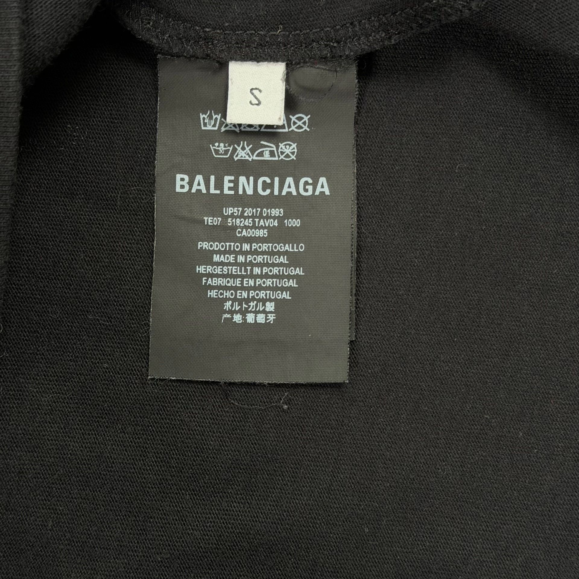 Balenciaga Balenciaga Montaigne Graphic T-Shirt Size S Size US S / EU 44-46 / 1 - 8 Thumbnail