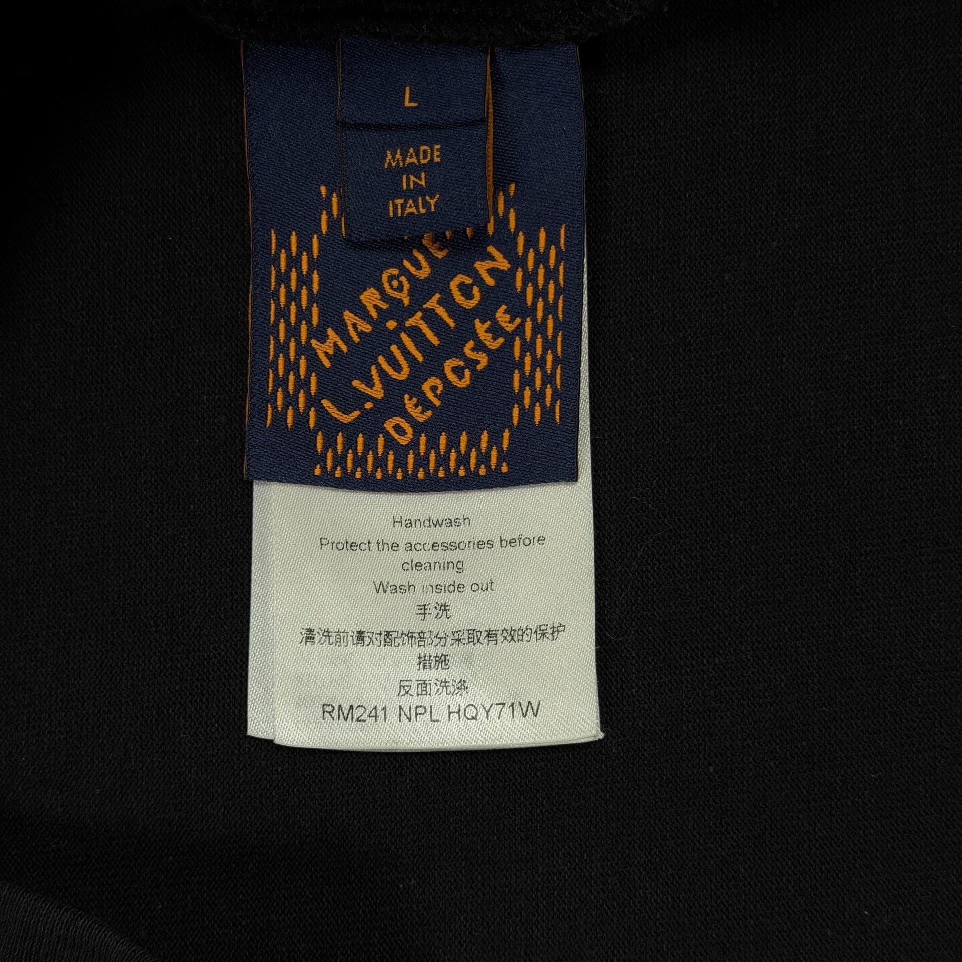 Louis Vuitton Louis Vuitton Beaded Logo T-Shirt Size L Size US L / EU 52-54 / 3 - 8 Thumbnail