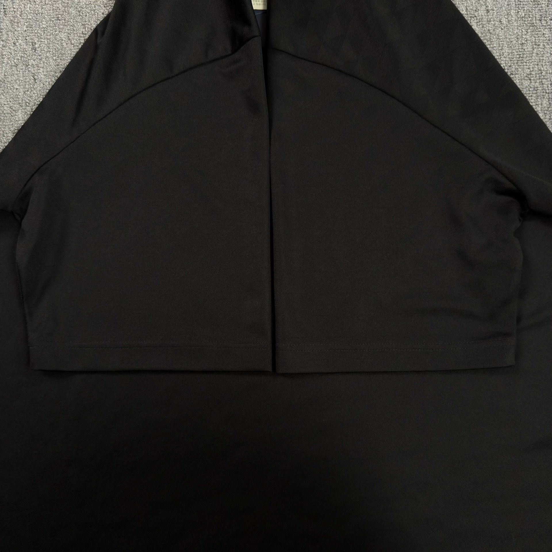 Prada Prada Triangle Logo Ribbed T-Shirt XXL Size US XXL / EU 58 / 5 - 5 Thumbnail