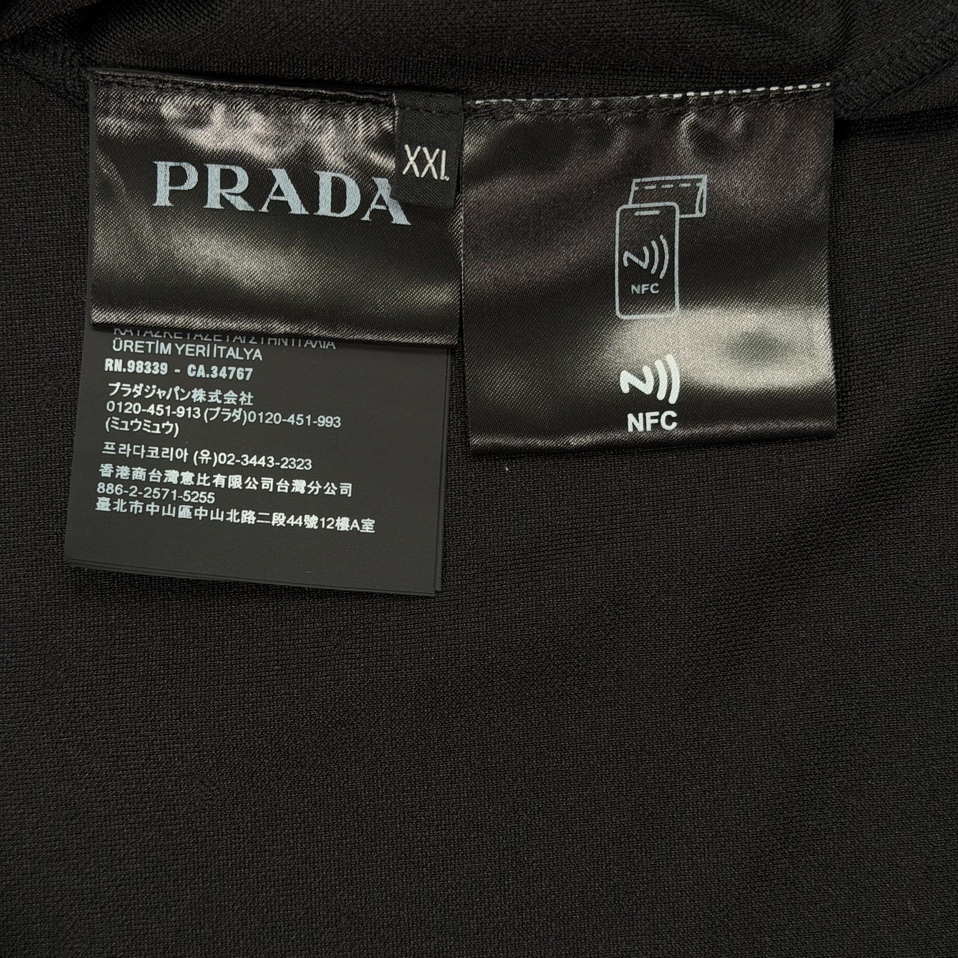 Prada Prada Triangle Logo Ribbed T-Shirt XXL Size US XXL / EU 58 / 5 - 8 Thumbnail