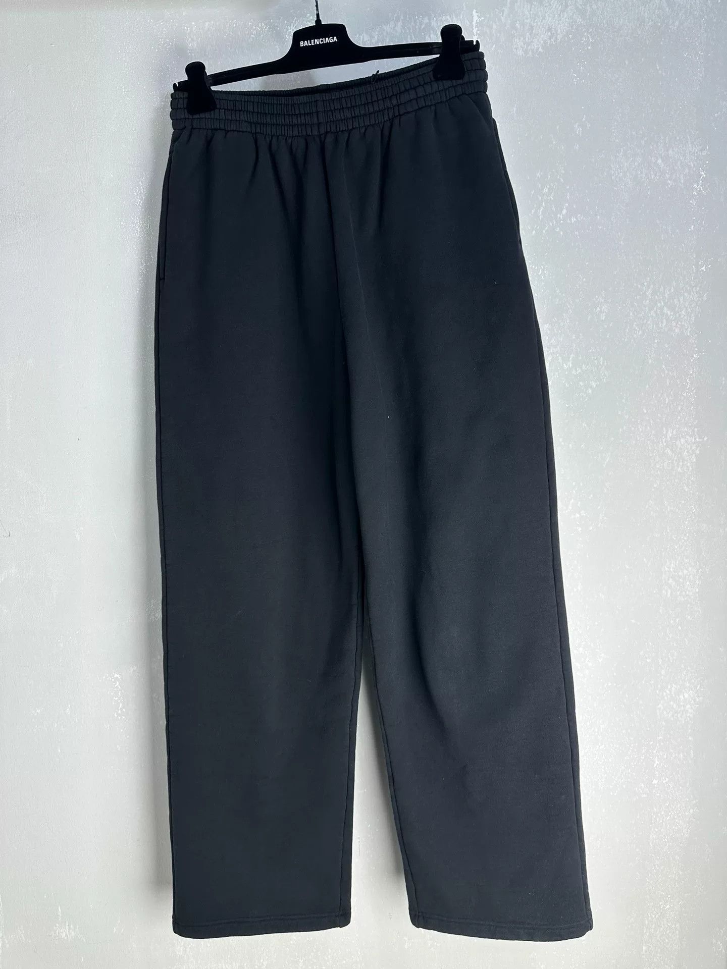 Balenciaga Balenciaga Black Sweatpants XS Size US 28 / EU 44 - 2 Thumbnail