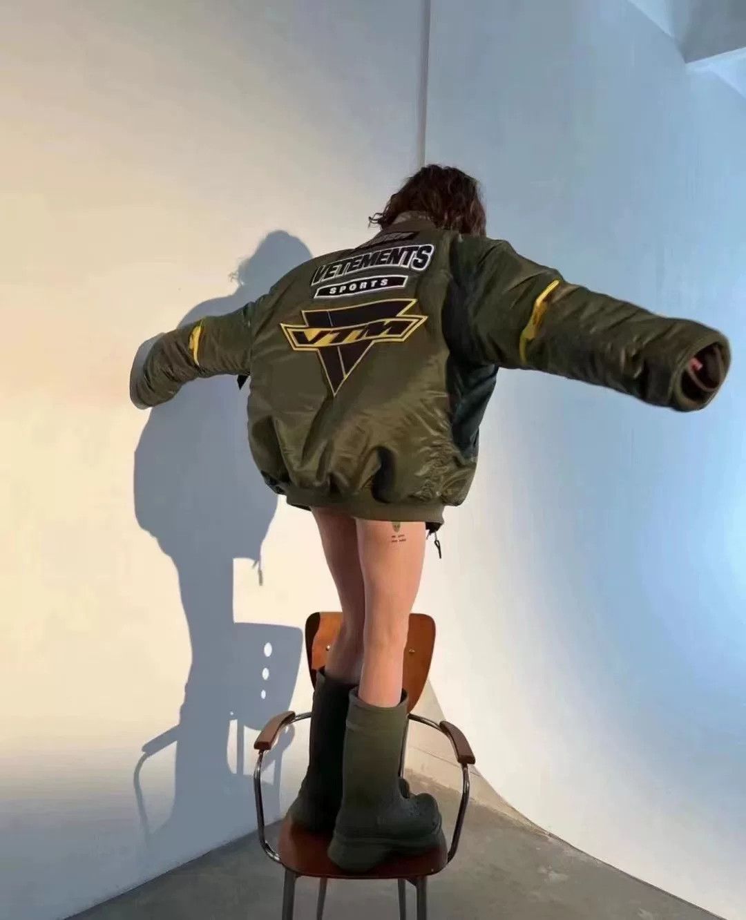 Balenciaga Balenciaga Olive Crocs Boots Size 42 Size US 9 / EU 42 - 7 Thumbnail